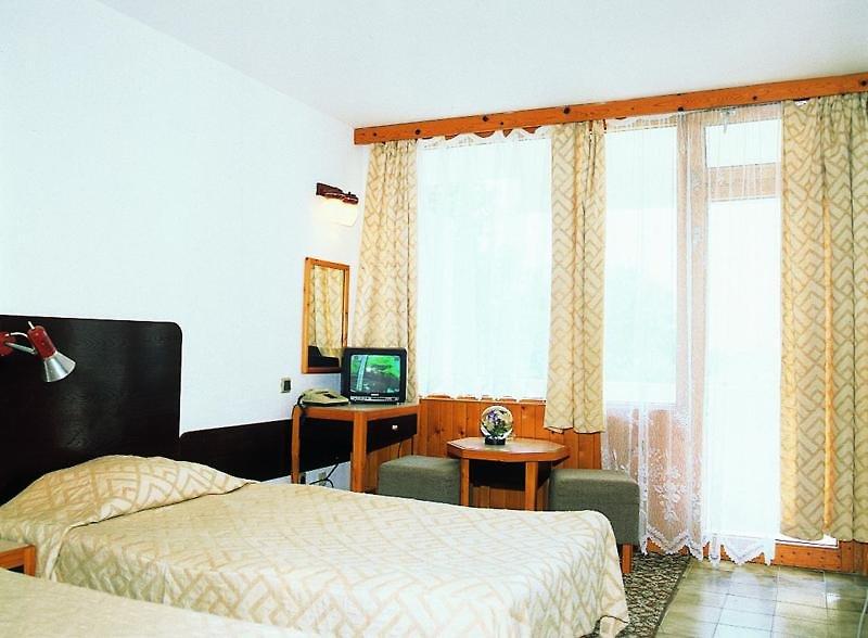 Maritim Hotel Paradise Blue Albena — photo 4