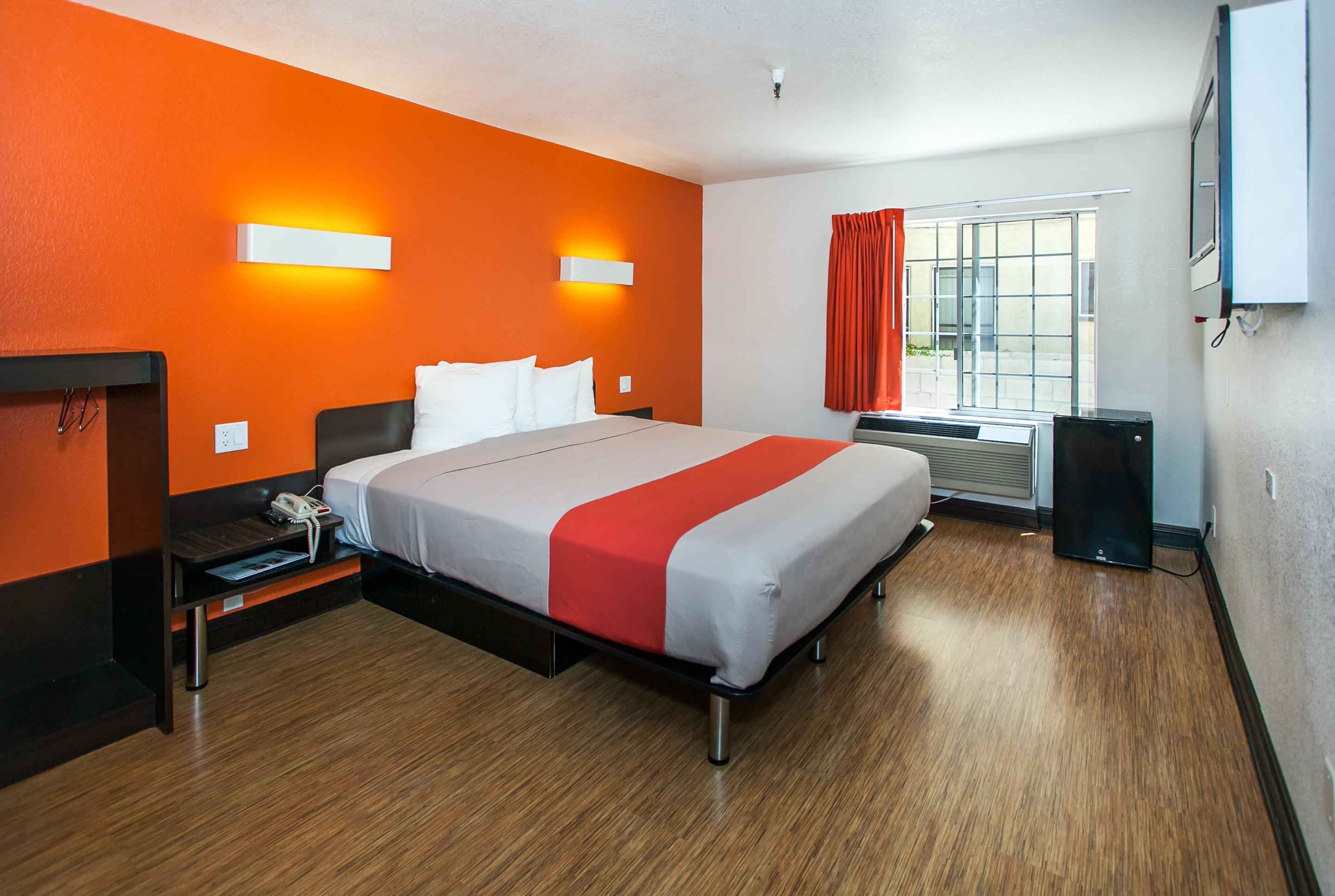 Motel 6 Los Angeles - Hollywood — photo 4