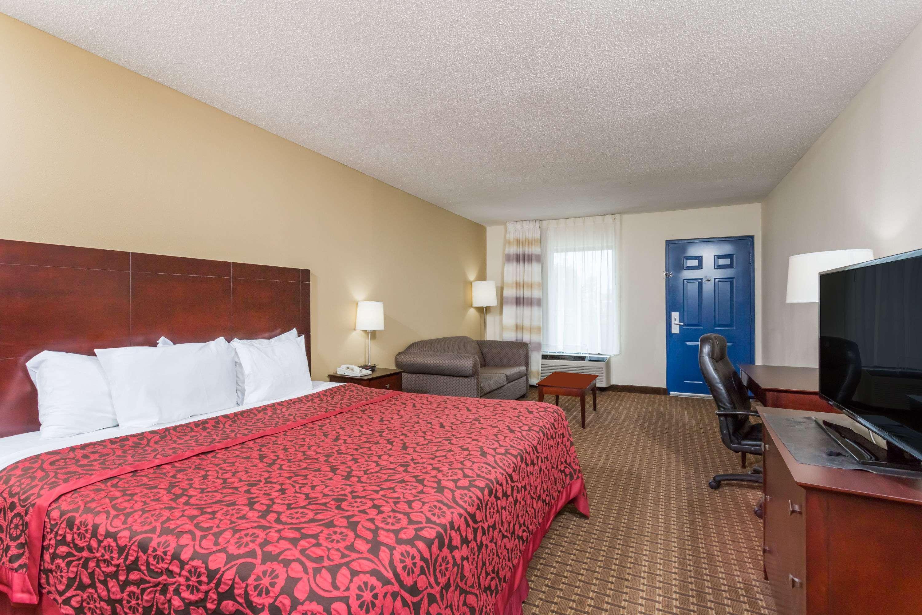 Days Inn by Wyndham Reidsville — photo 5