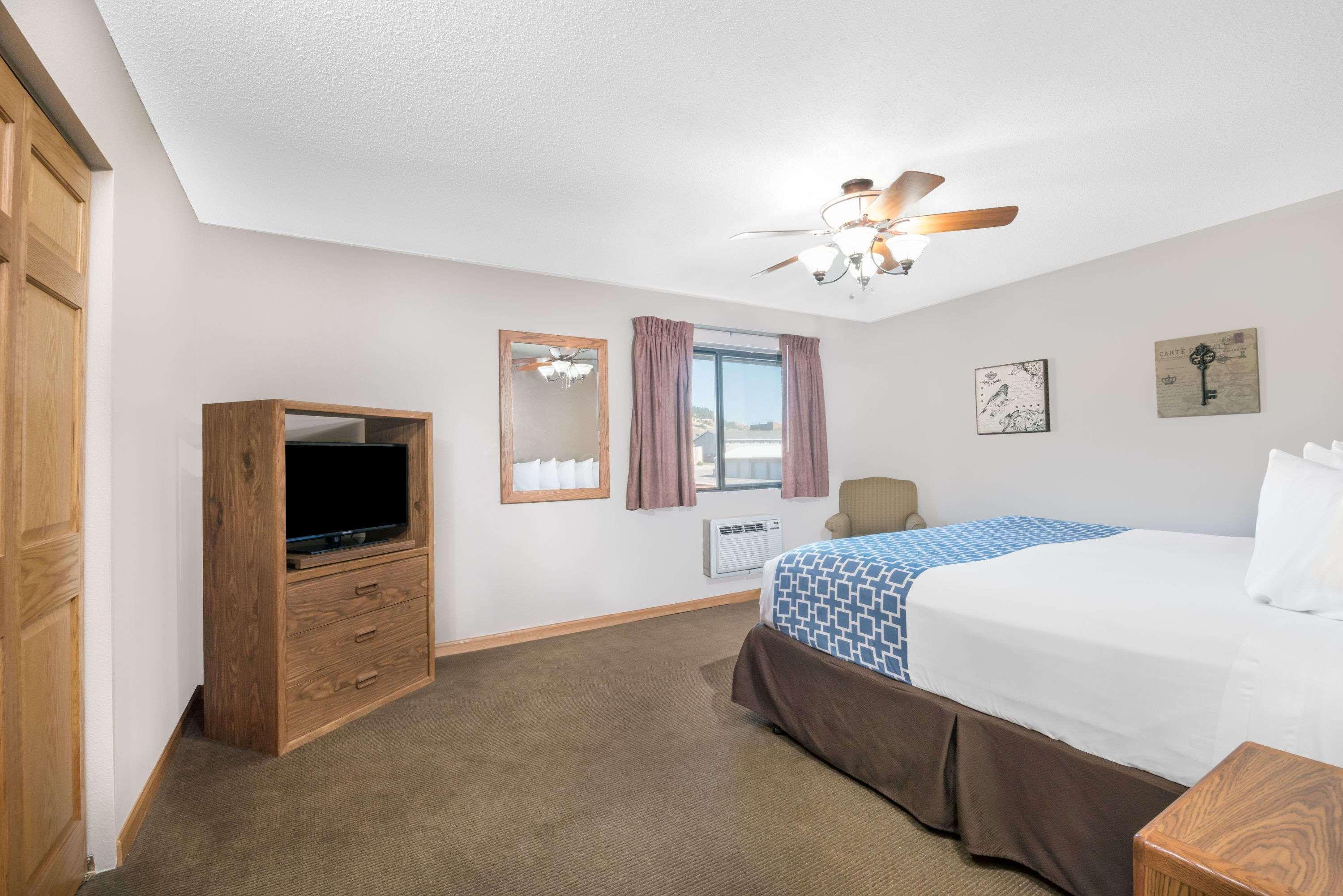 Days Inn Spearfish — photo 5