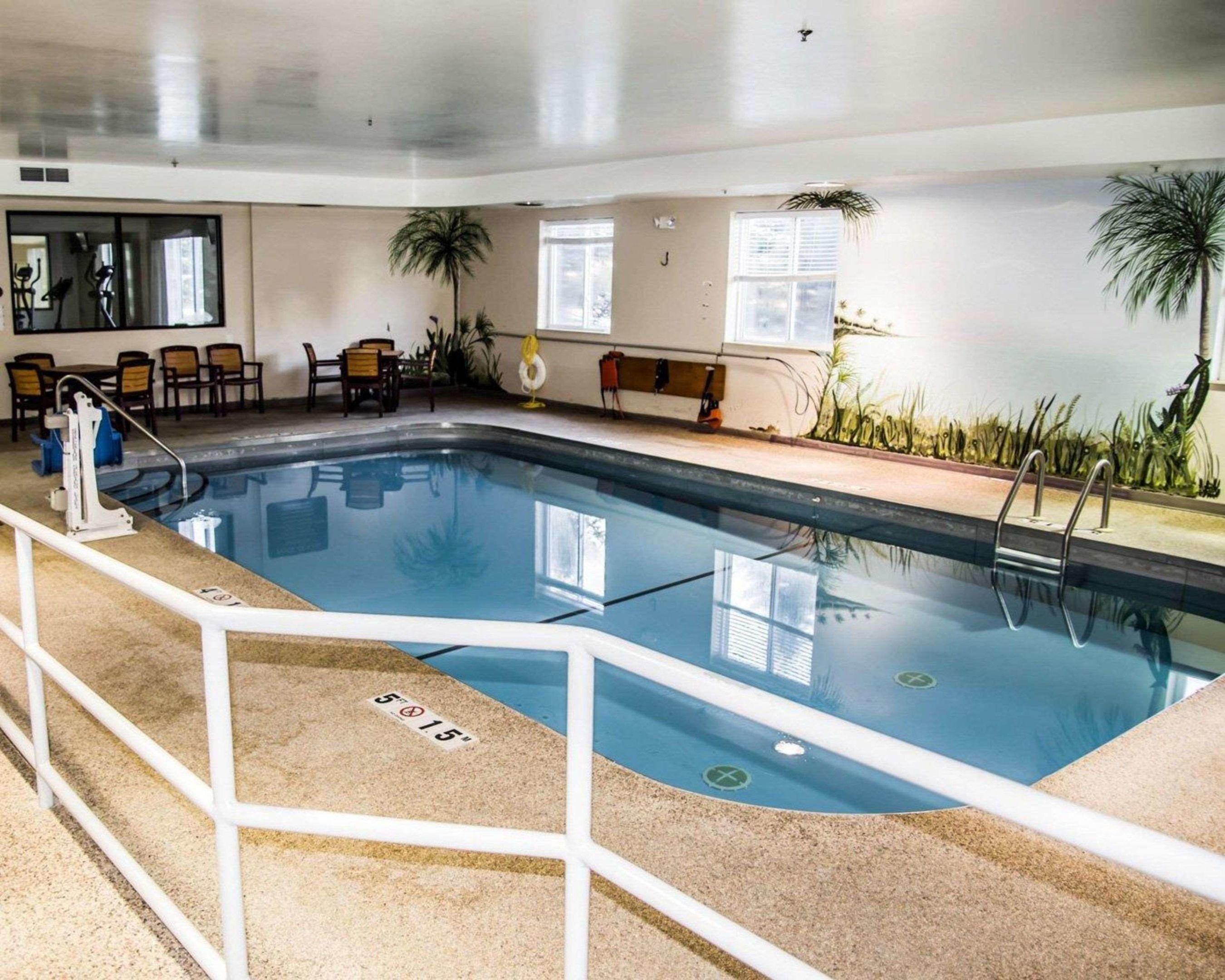 Sleep Inn & Suites — photo 4