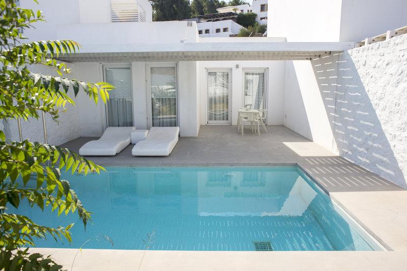 Patmos Aktis Suites & Spa — photo 4