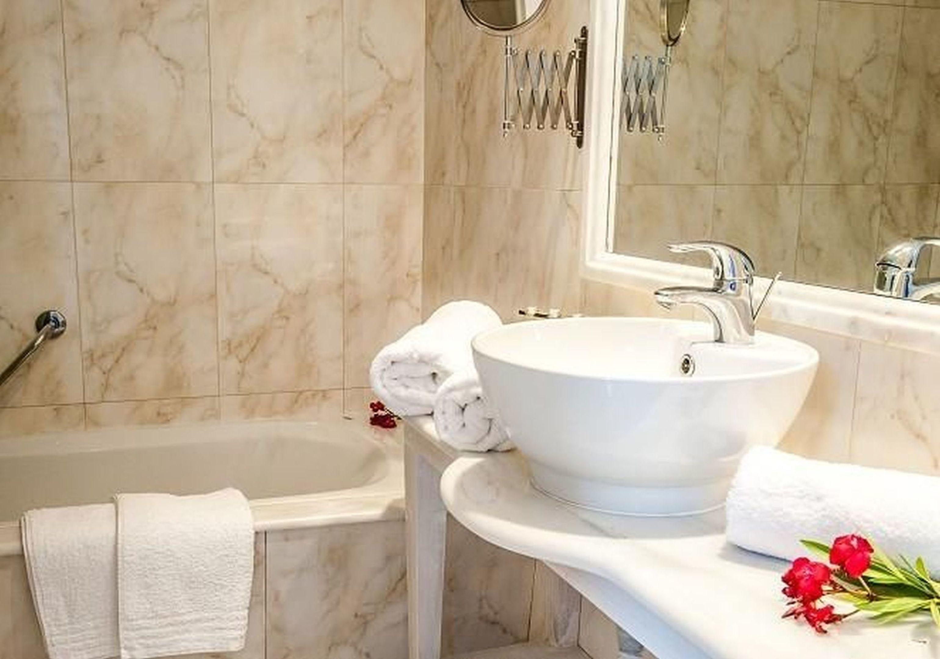 Belvedere Hotel & Luxury Suites — photo 3