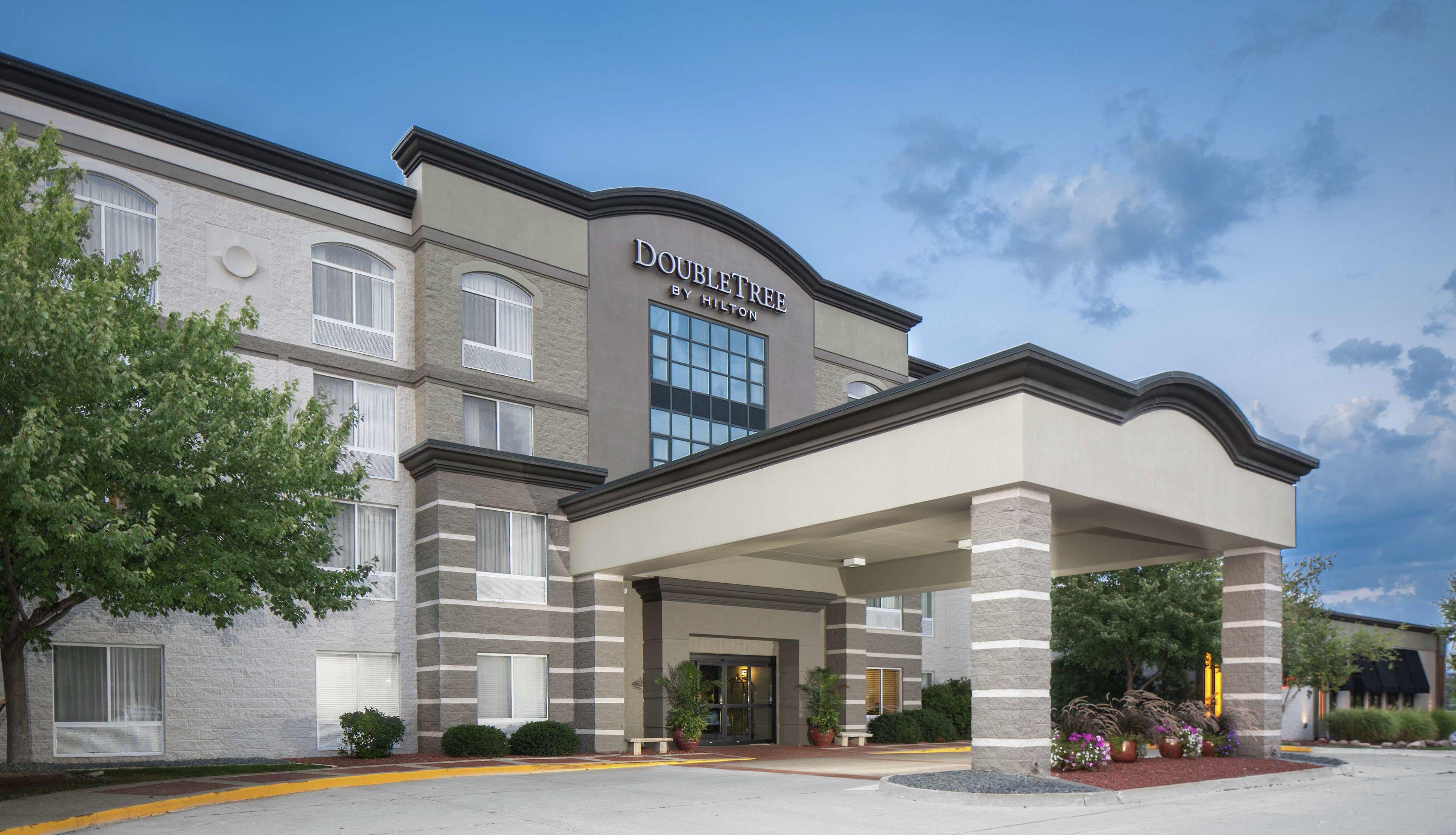 DoubleTree by Hilton Hotel Des Moines Airport — photo 4
