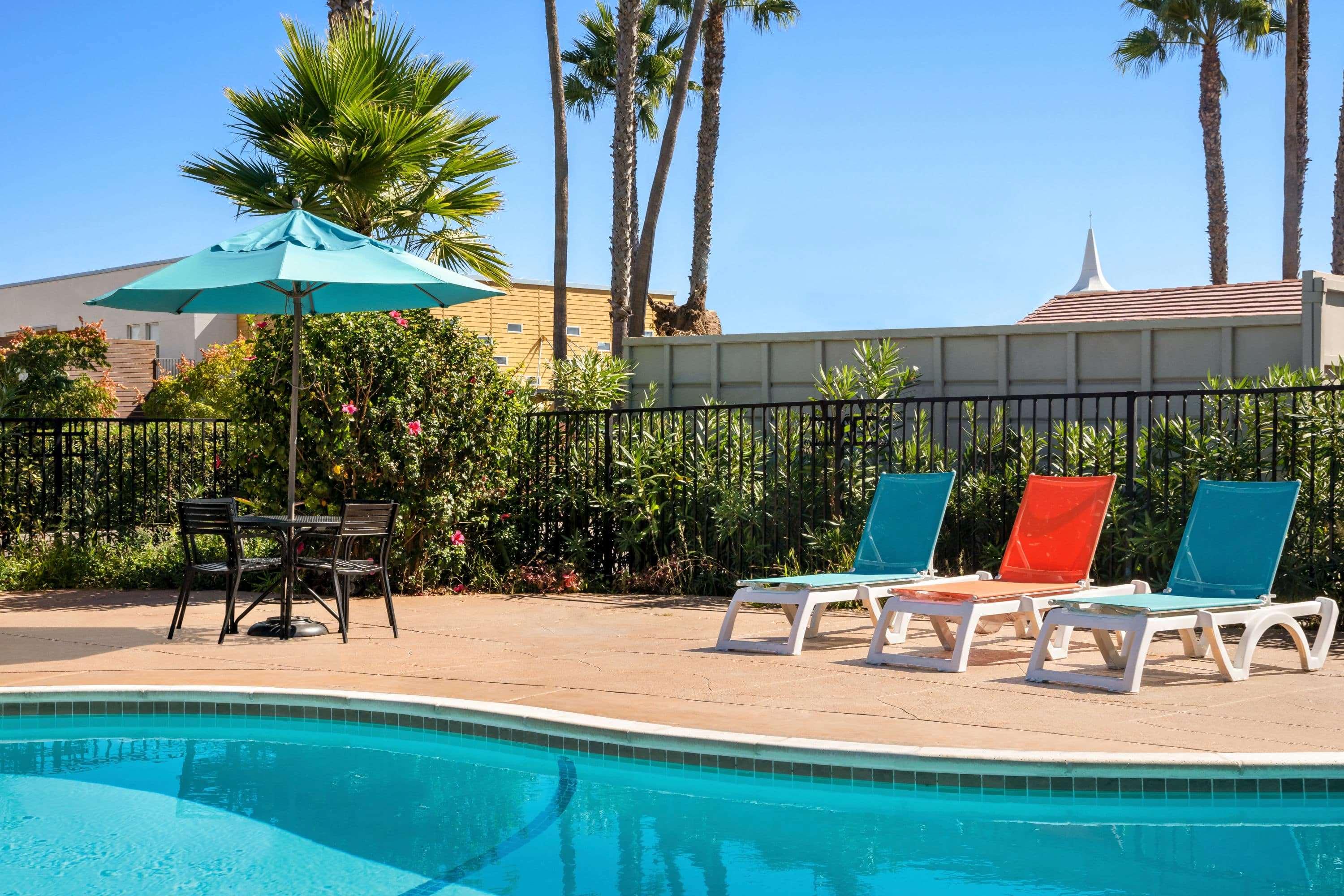 Howard Johnson By Wyndham San Diego State University Area — photo 4
