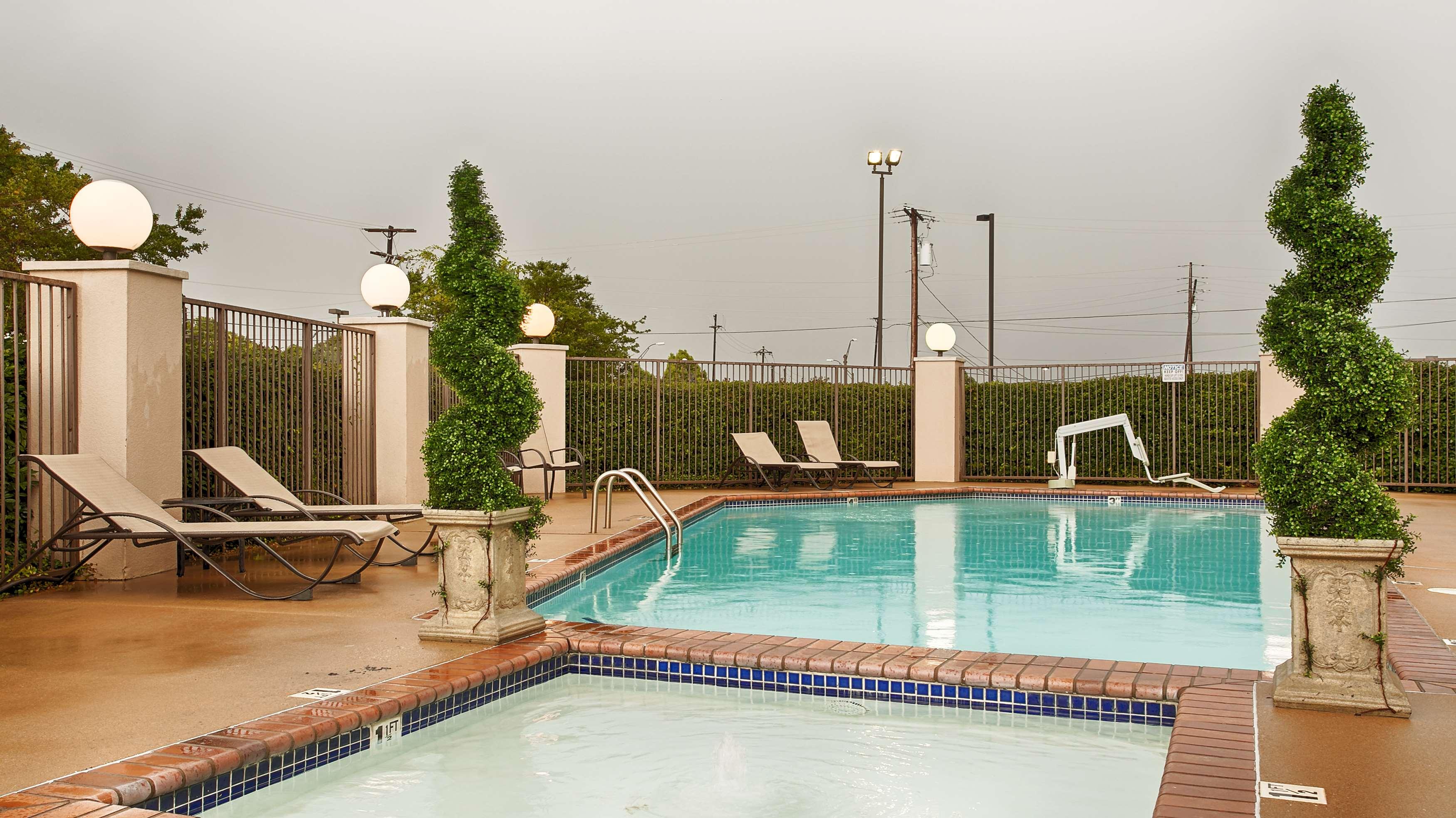 Best Western Plus Southpark Inn & Suites — photo 3