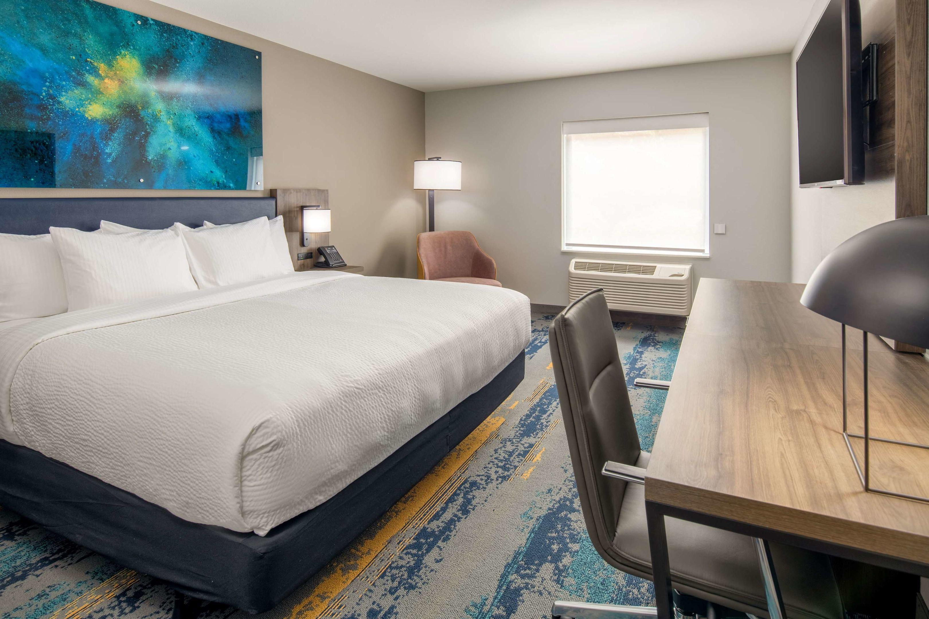 La Quinta Inn & Suites by Wyndham Spokane Downtown — photo 5