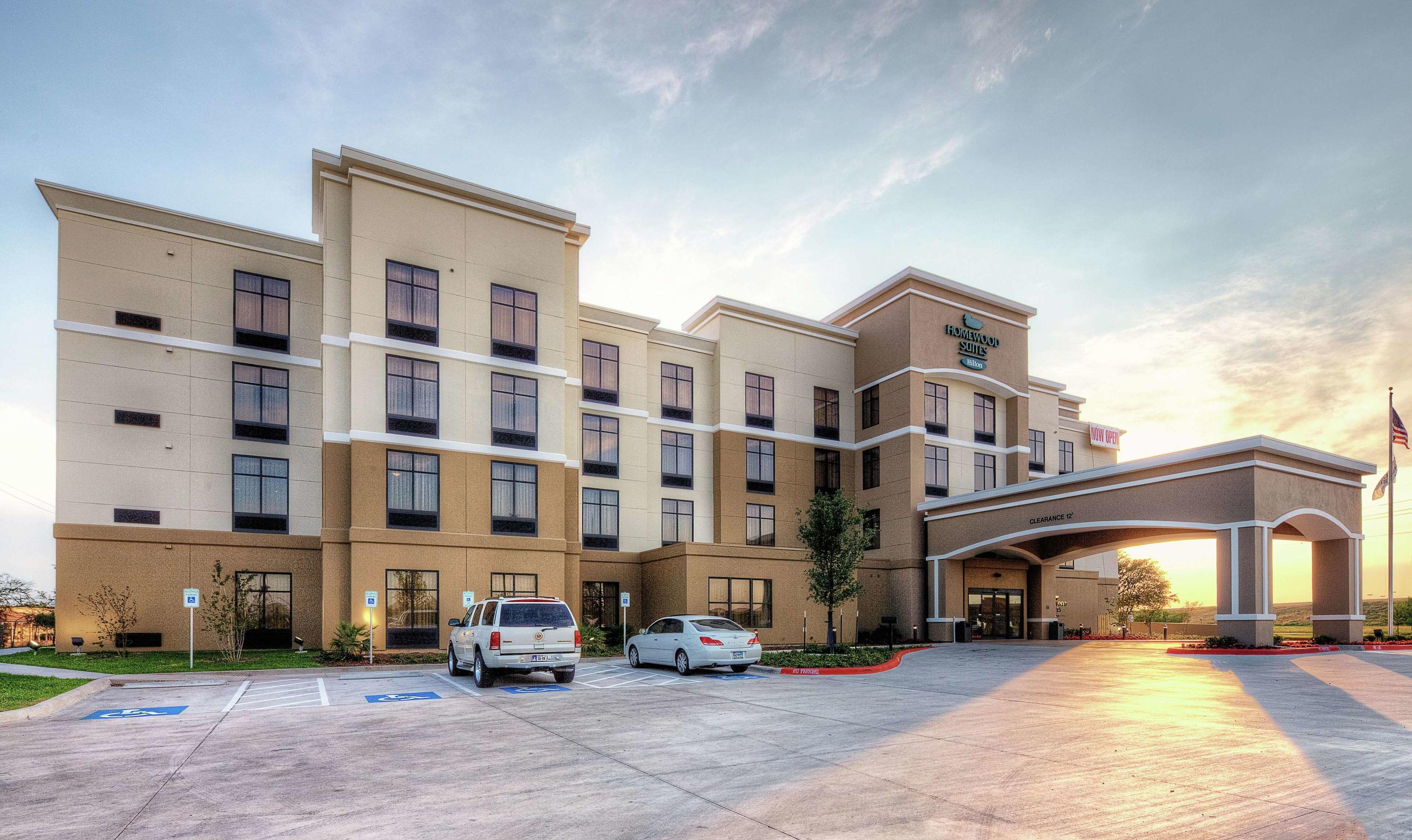Homewood Suites by Hilton Victoria — photo 4
