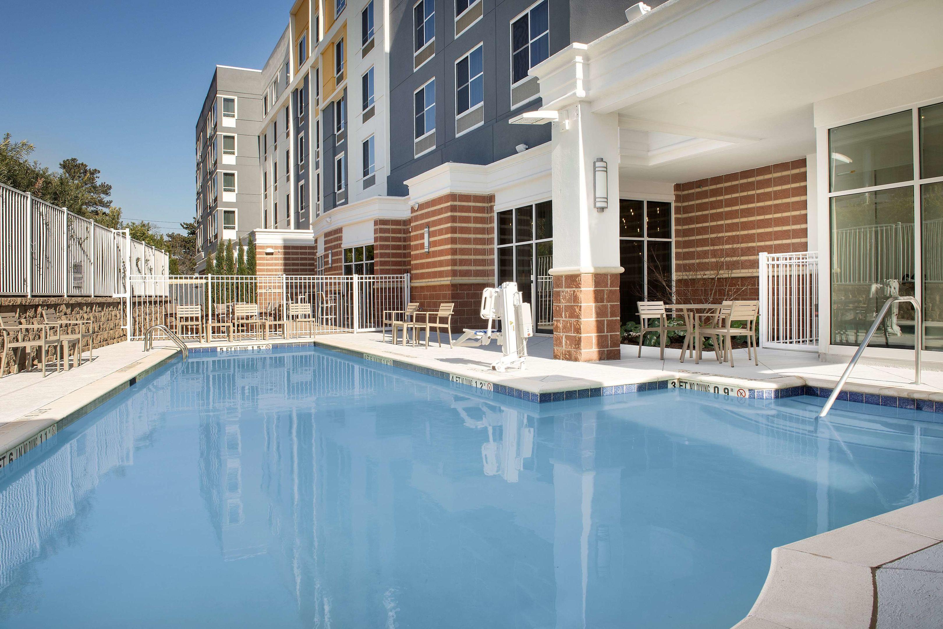 Hilton Garden Inn Columbia Airport — photo 4