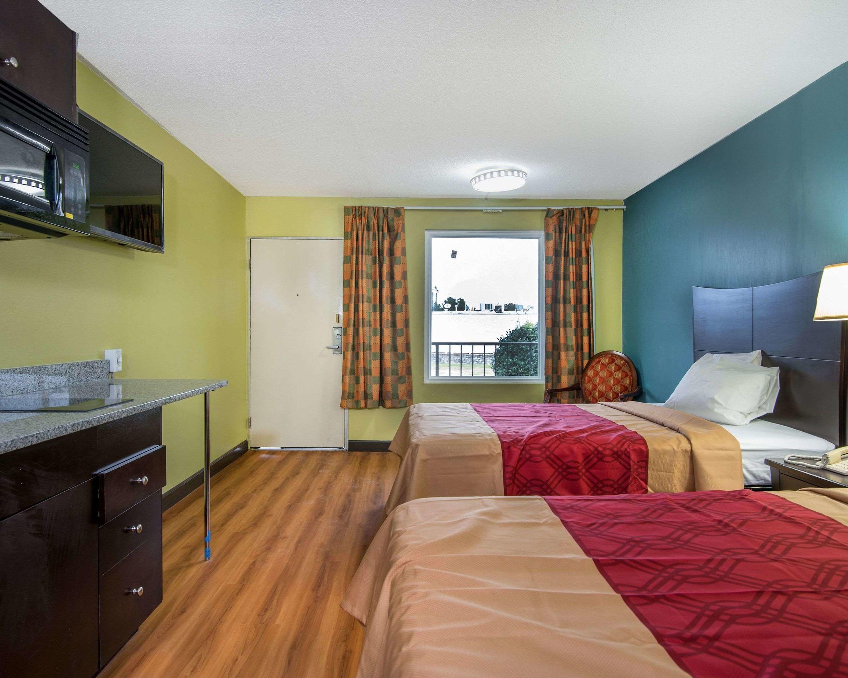 Suburban Extended Stay Hotel — photo 5