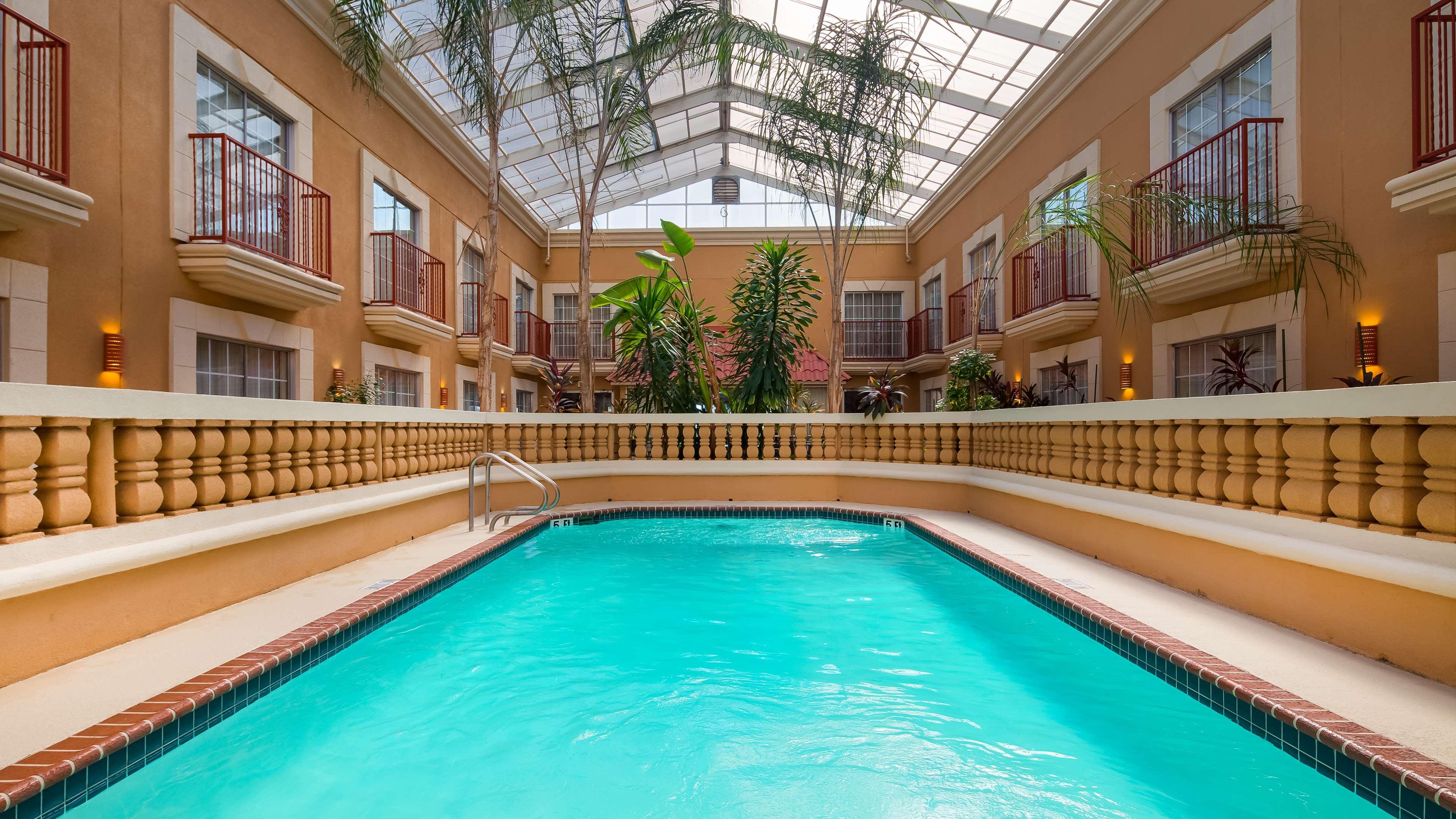 Best Western Plus Atrium Inn — photo 4