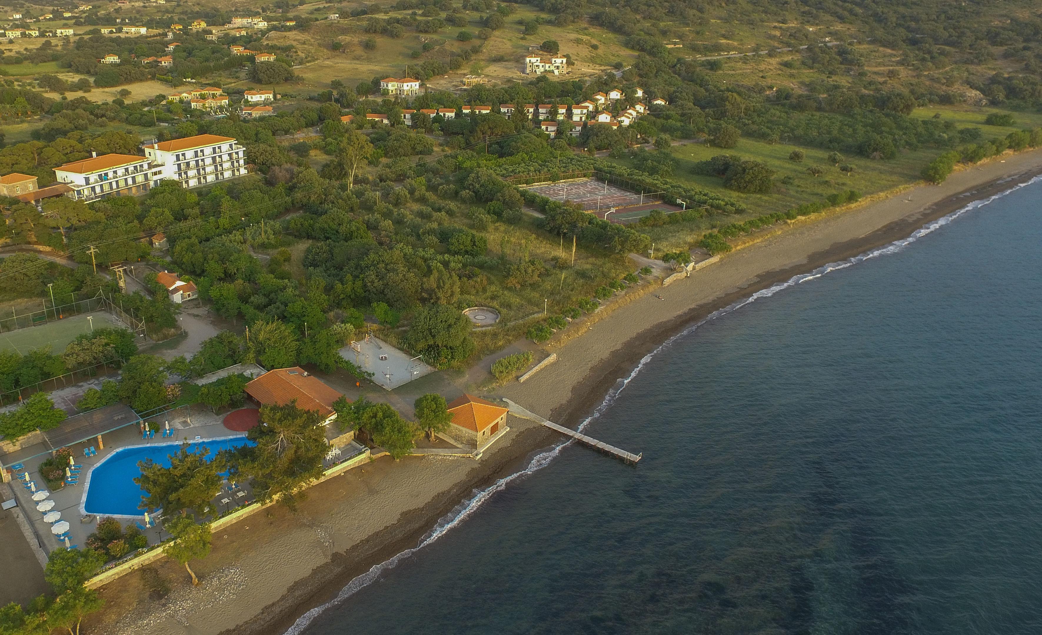 Delfinia Hotel & Bungalows — photo 3