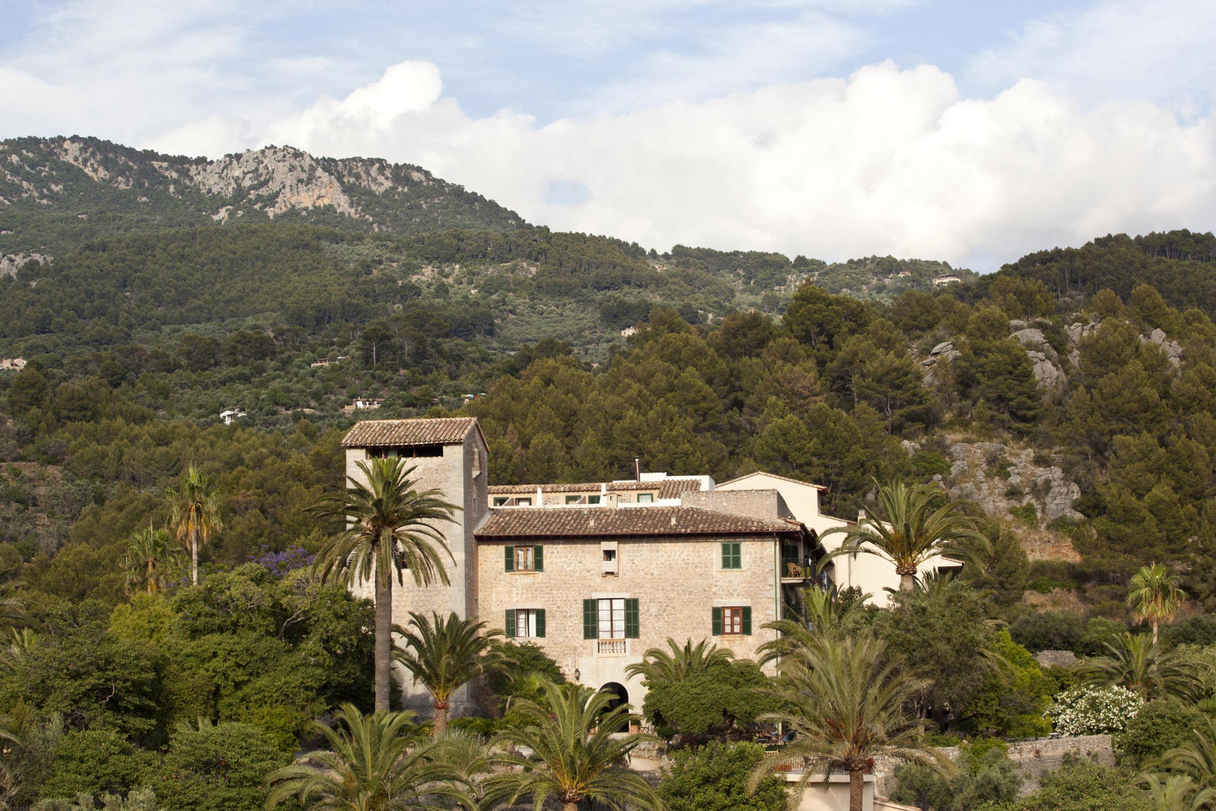 Hotel Es Port — photo 1