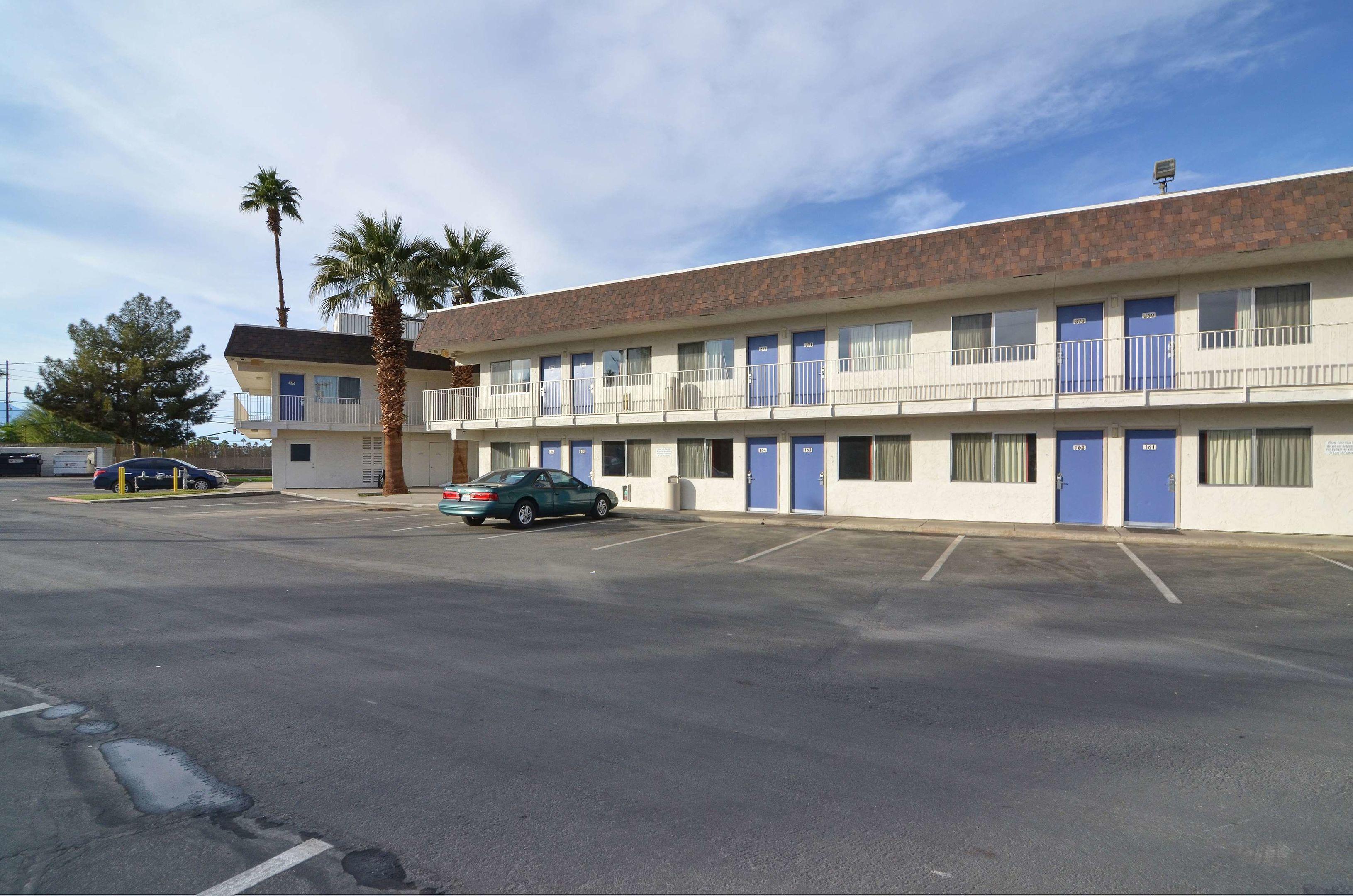 Motel 6 Indio - Palm Springs Area — photo 5