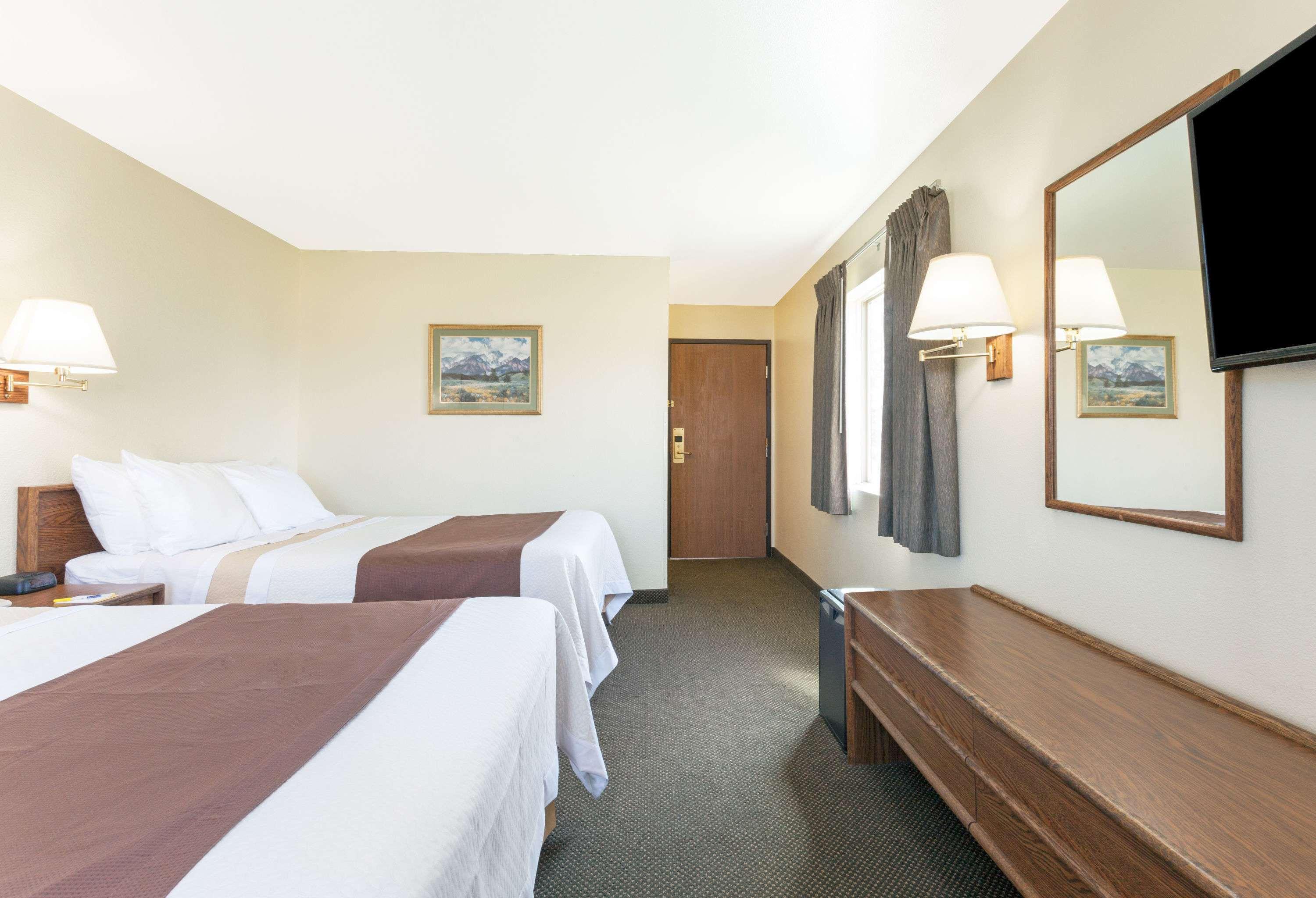 Days Inn by Wyndham Missoula Airport — photo 5