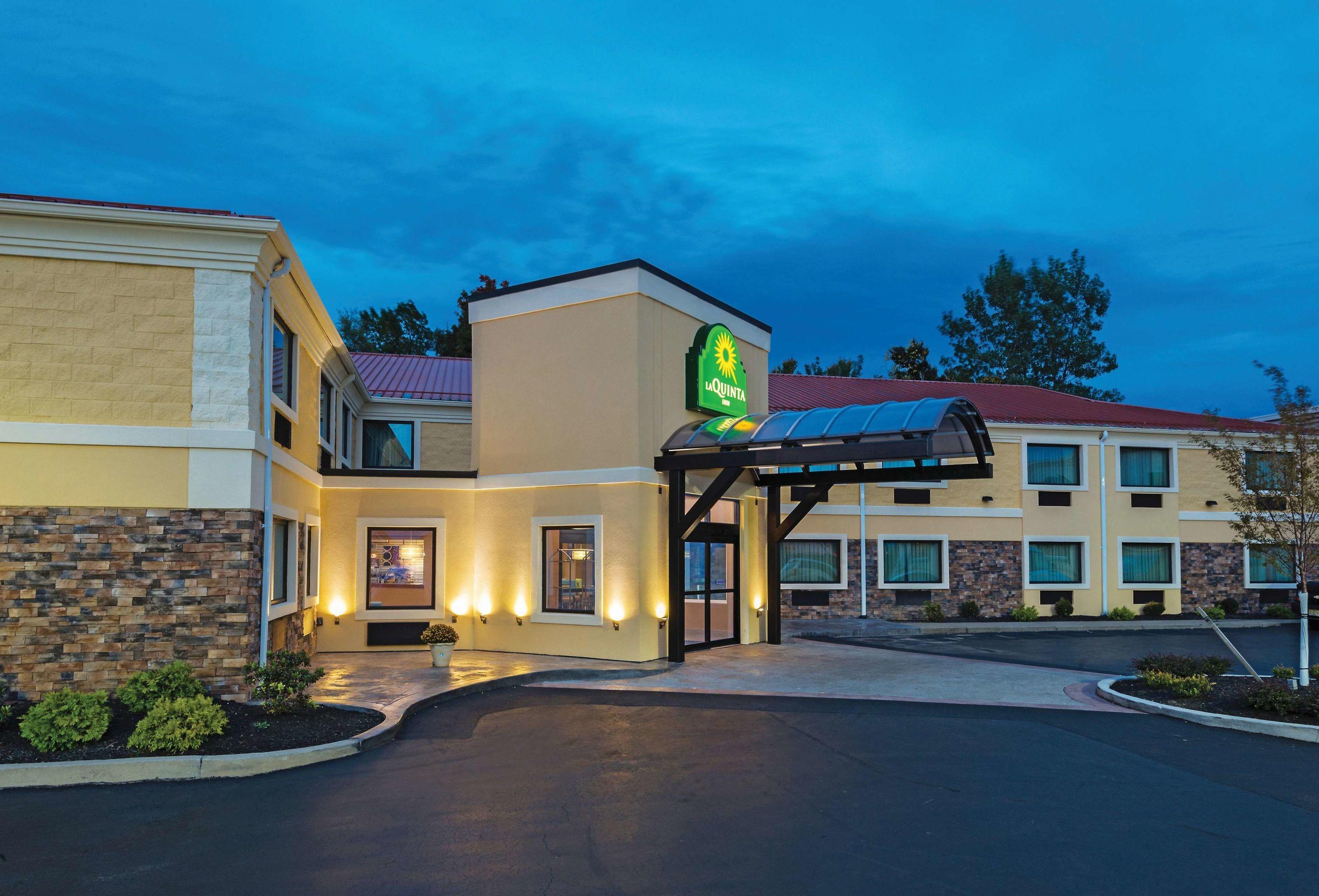 La Quinta Inn Buffalo Airport — photo 4