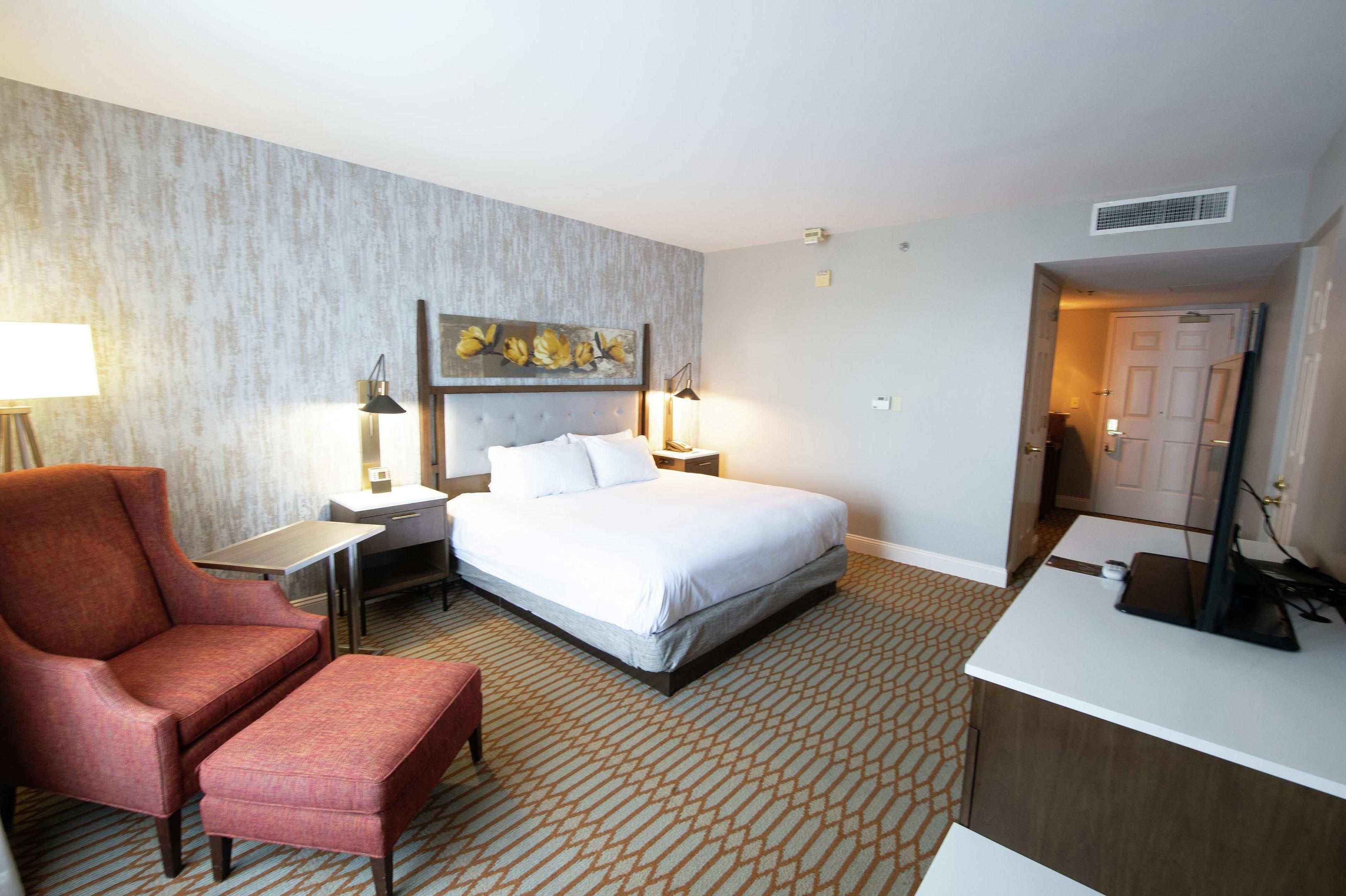 Virginia Crossings Hotel & Conference Center — photo 4