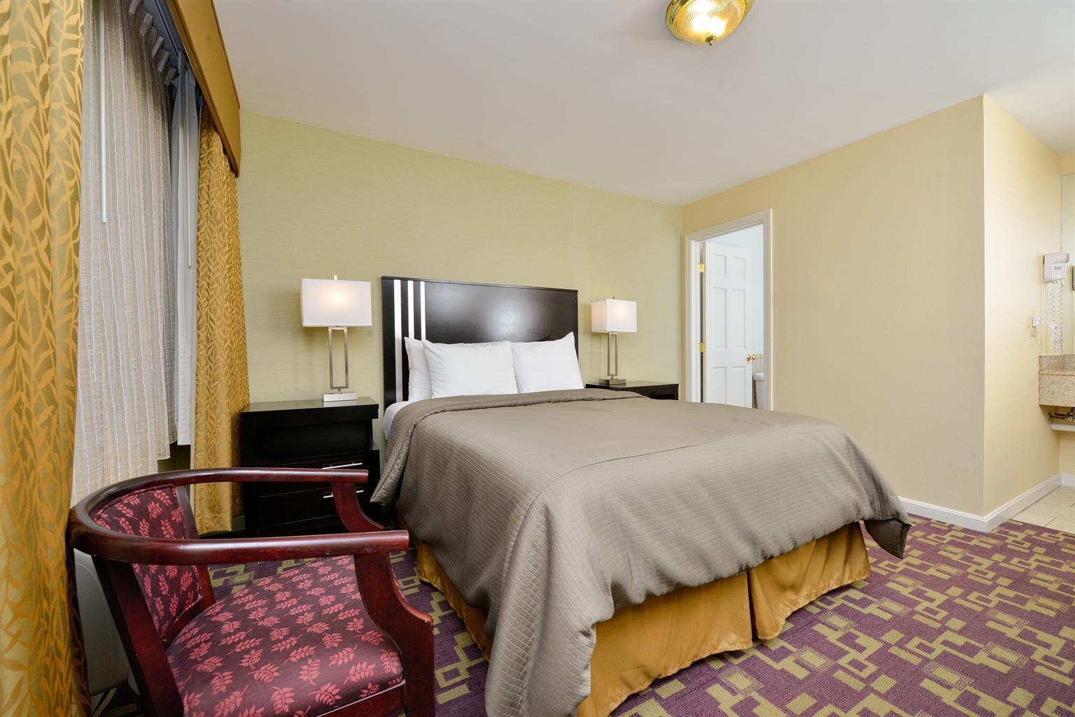 Americas Best Value Inn-Providence/North Scituate — photo 4