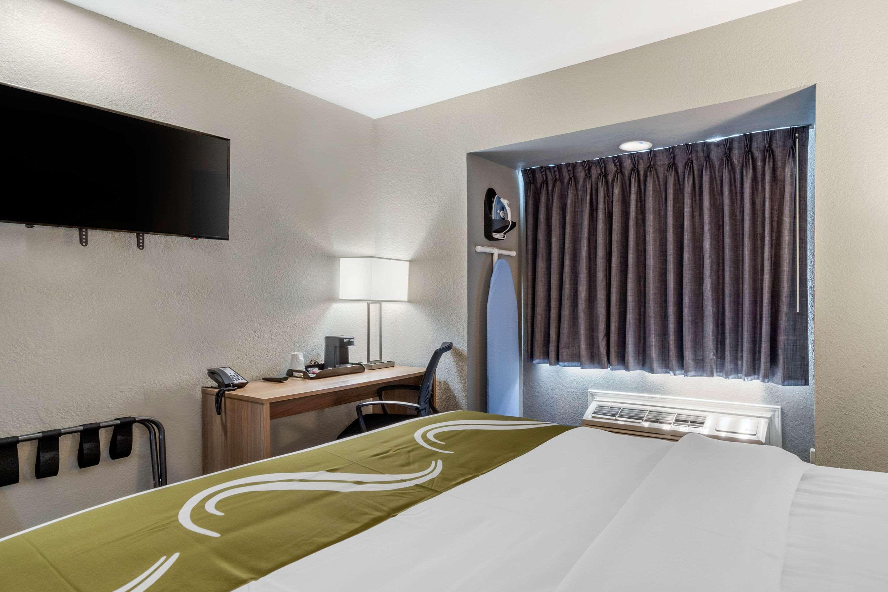 Quality Inn Downtown - near Market Square — photo 5
