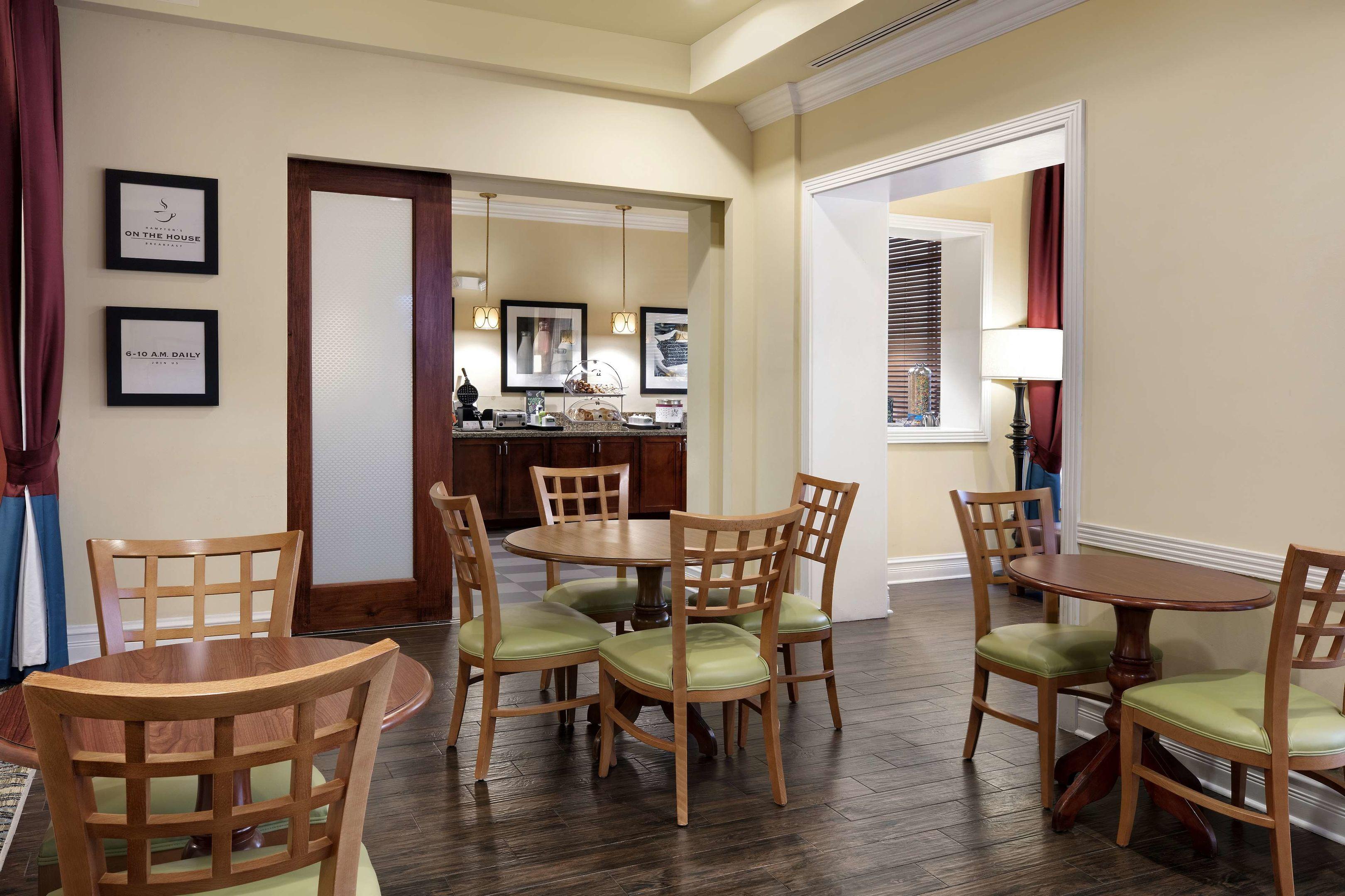 Hampton Inn West Palm Beach Airport — photo 5