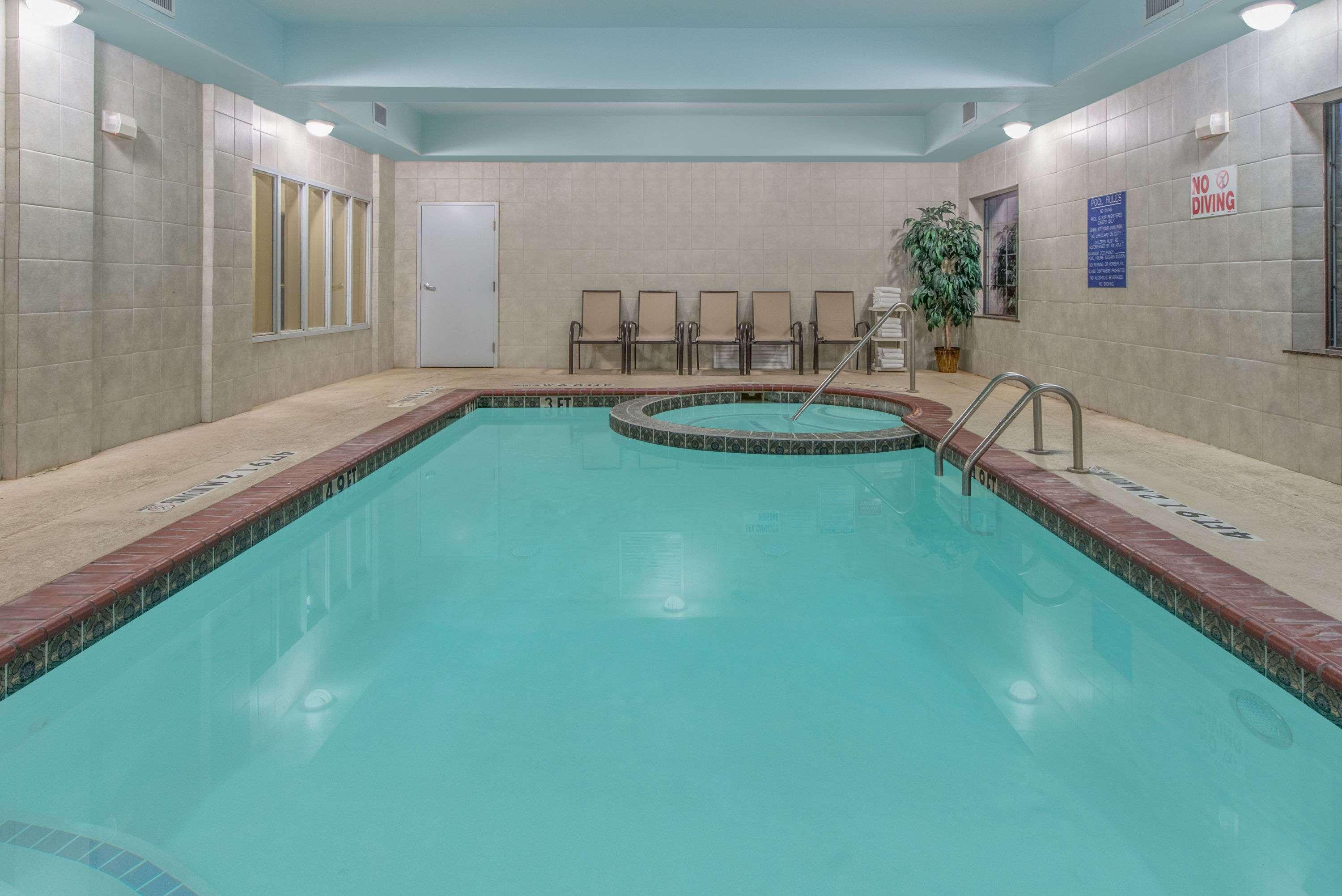 Baymont by Wyndham Wichita Falls — photo 3