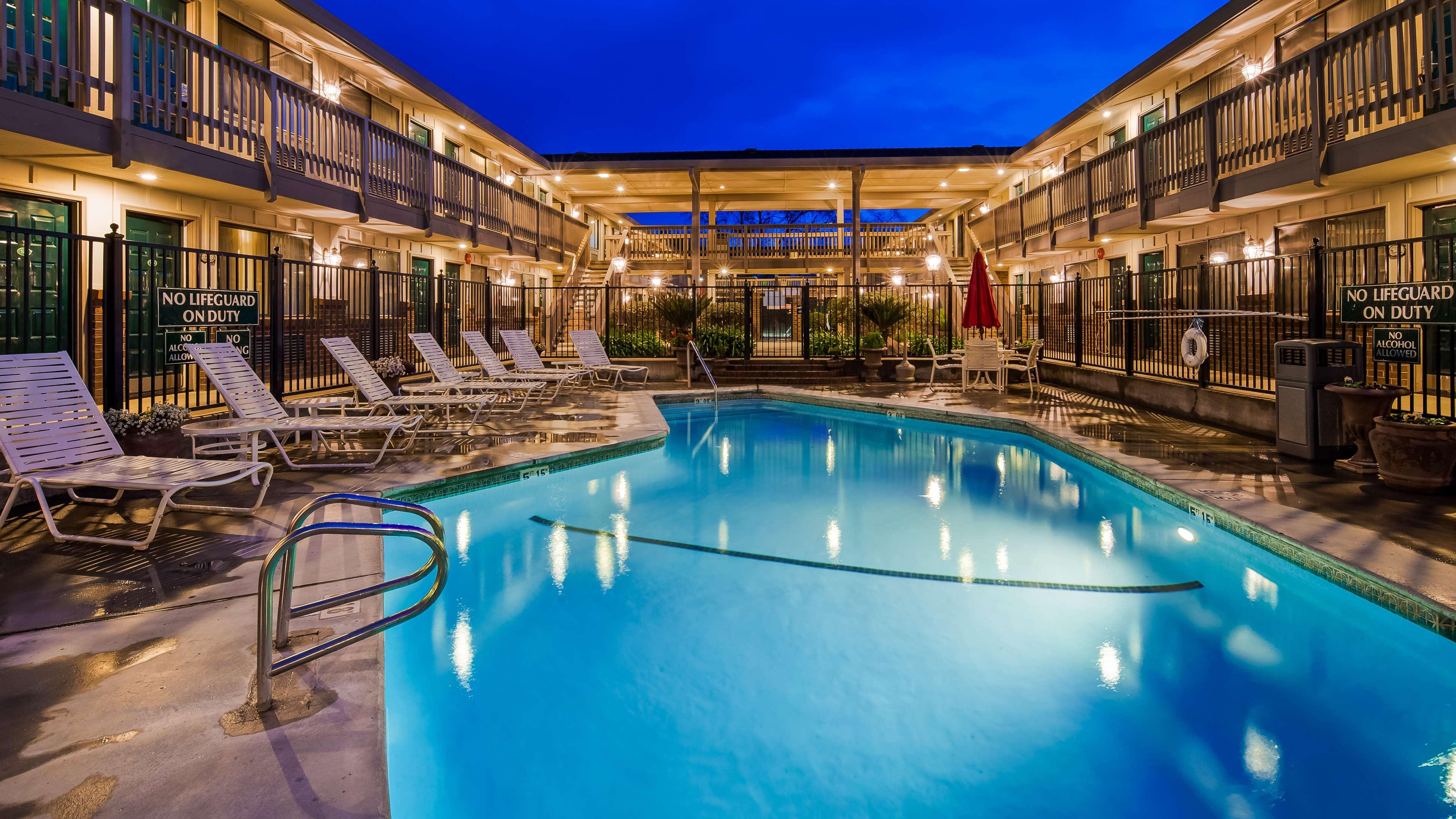 Best Western Shadow Inn — photo 4