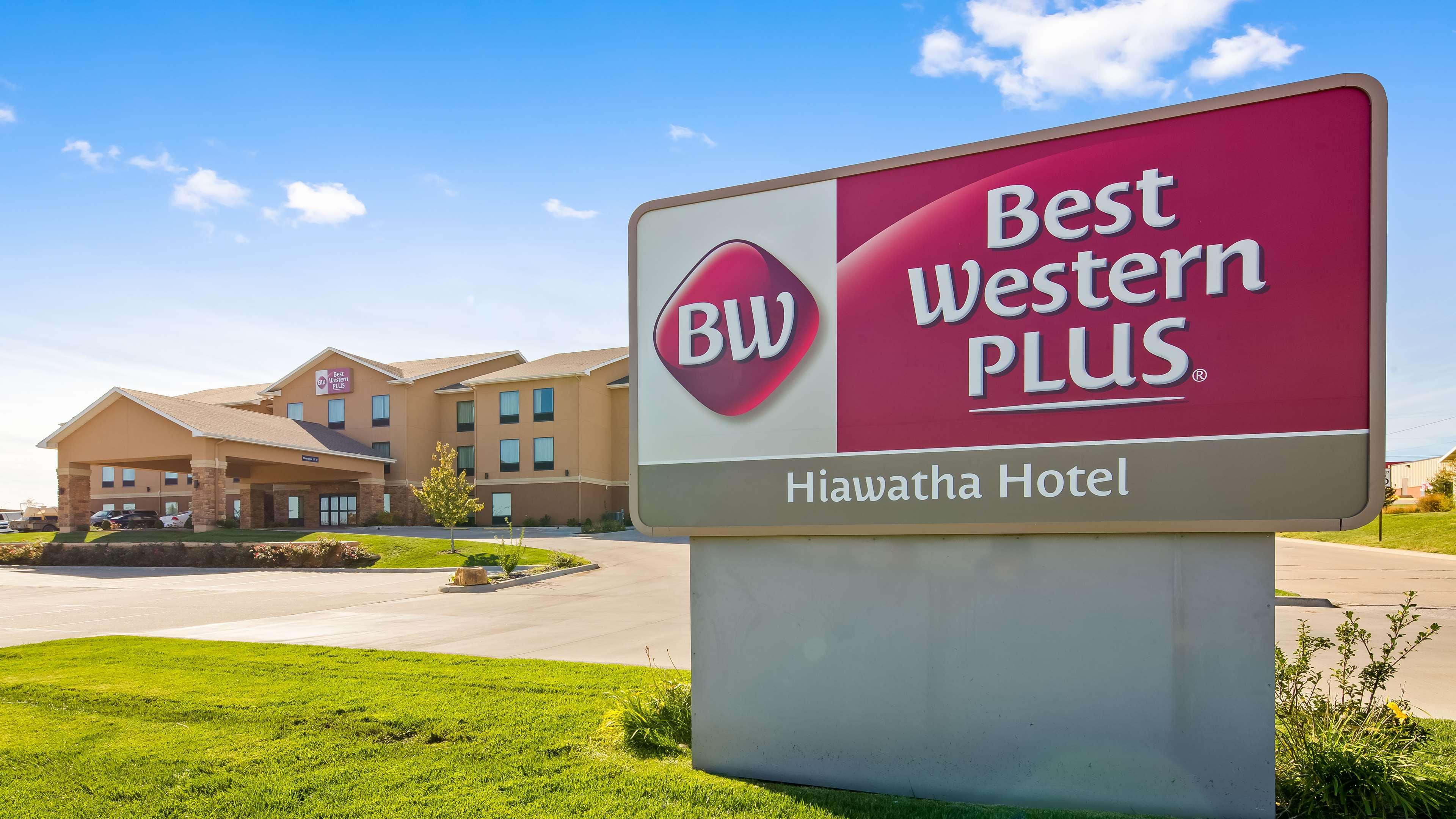 Best Western Plus Hiawatha Hotel — photo 3