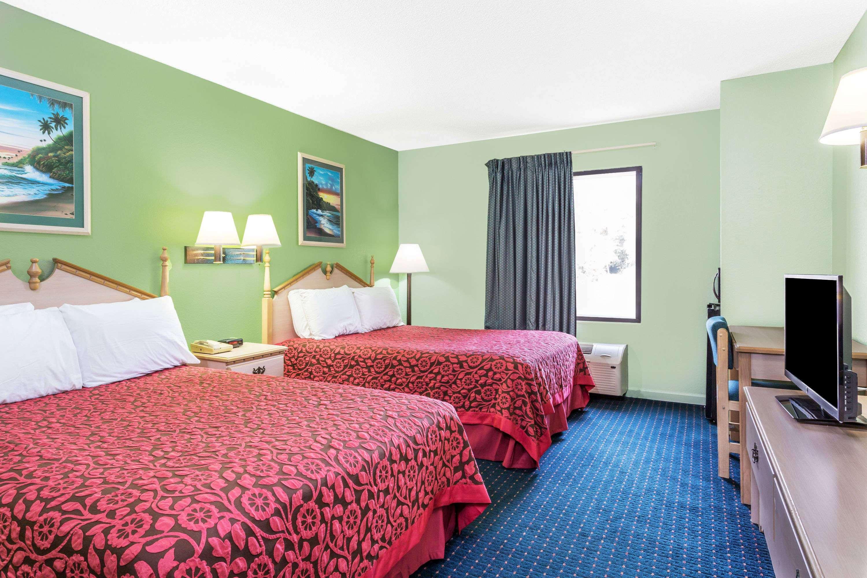 Days Inn by Wyndham Panama City/Callaway — photo 5