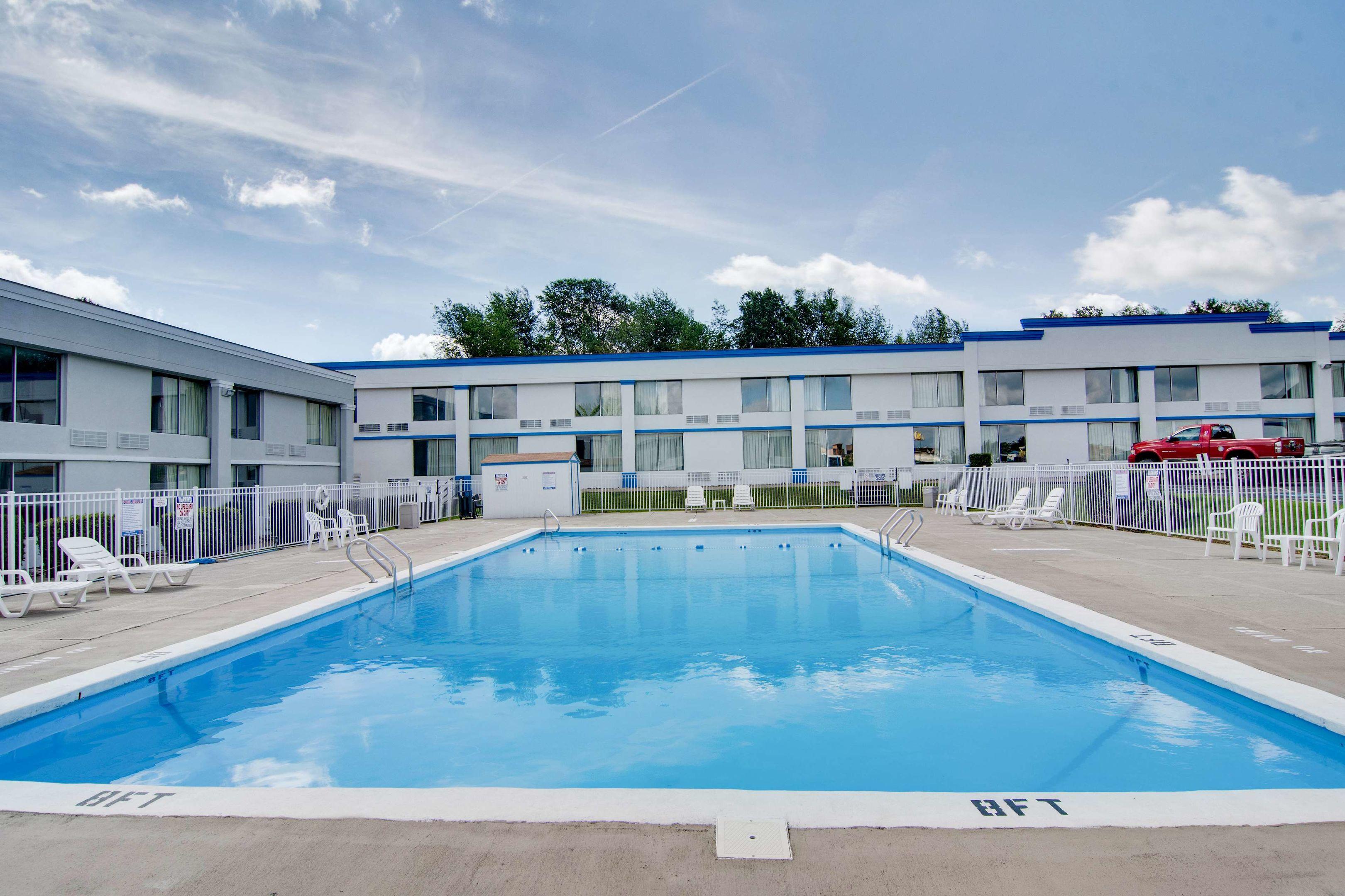 Motel 6 Clarion, PA — photo 4