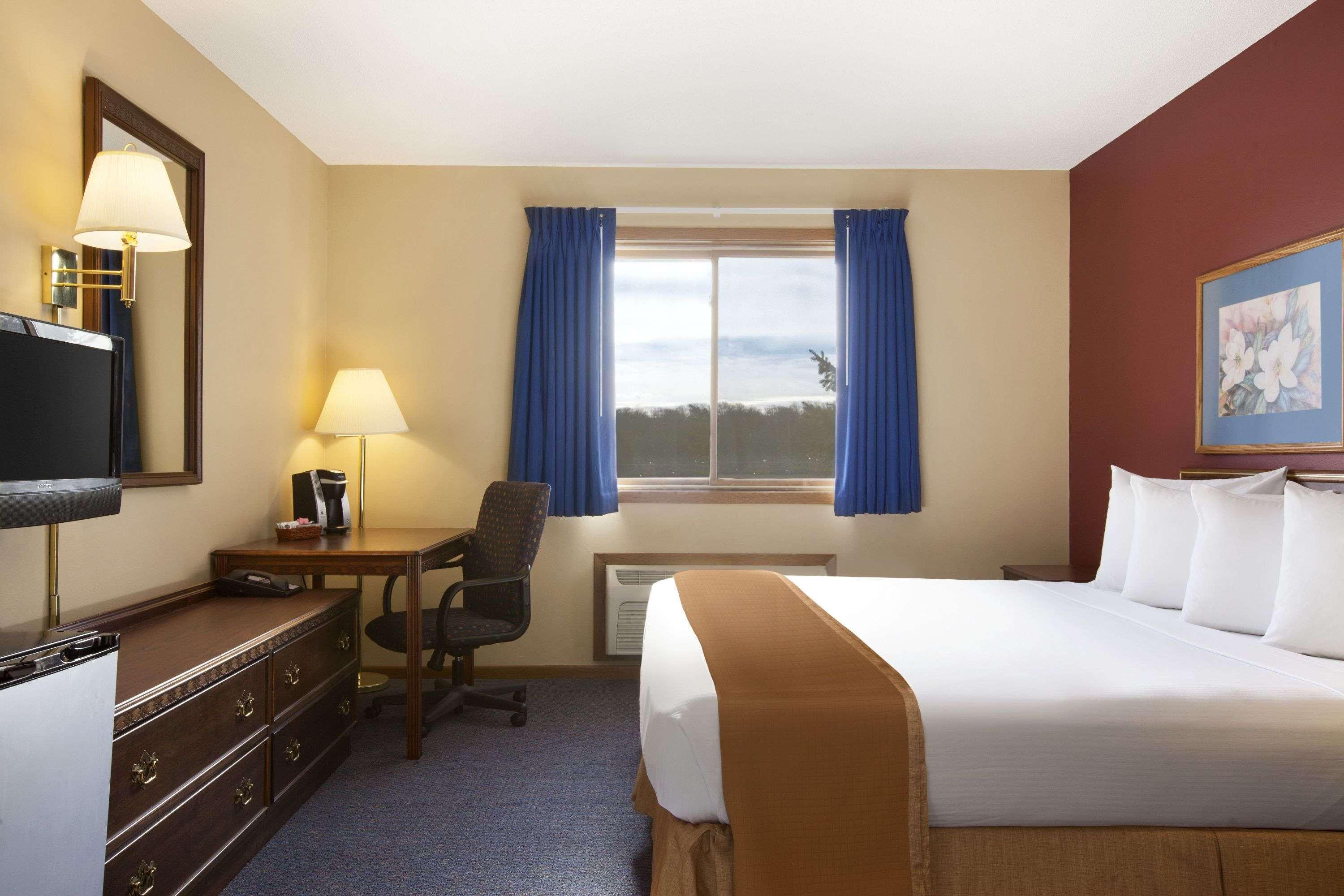 Travelodge by Wyndham Motel of St Cloud — photo 4