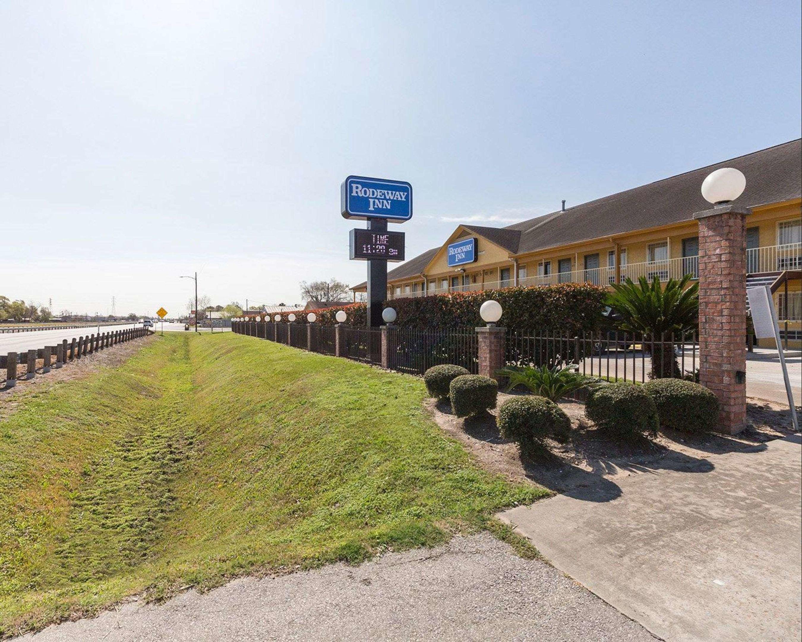 Rodeway Inn — photo 4