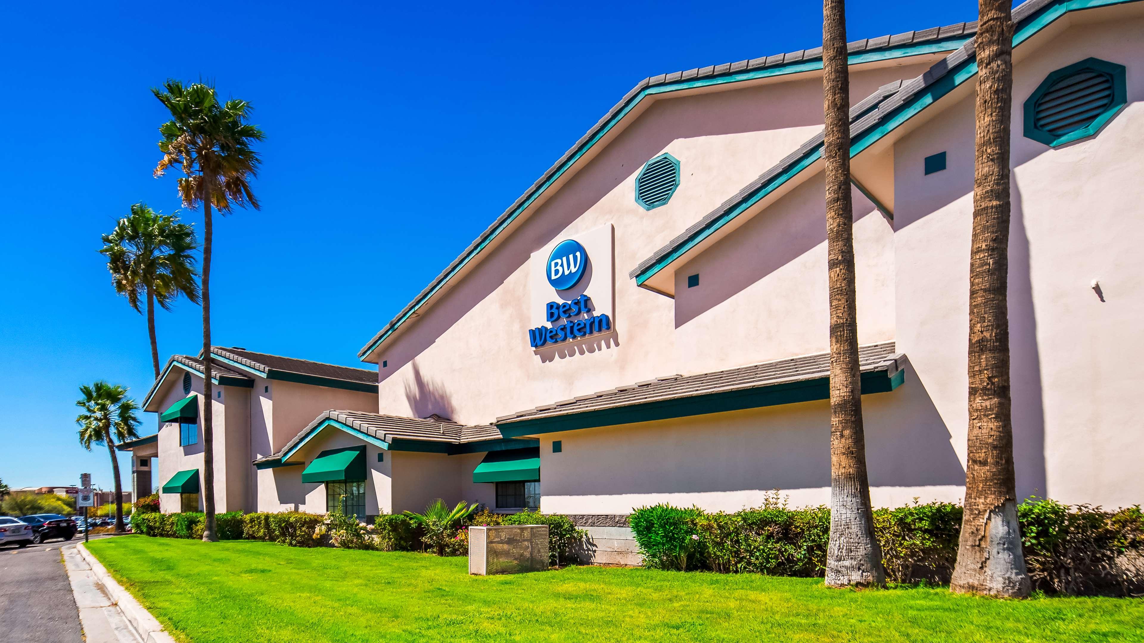 Best Western Superstition Springs Inn — photo 5