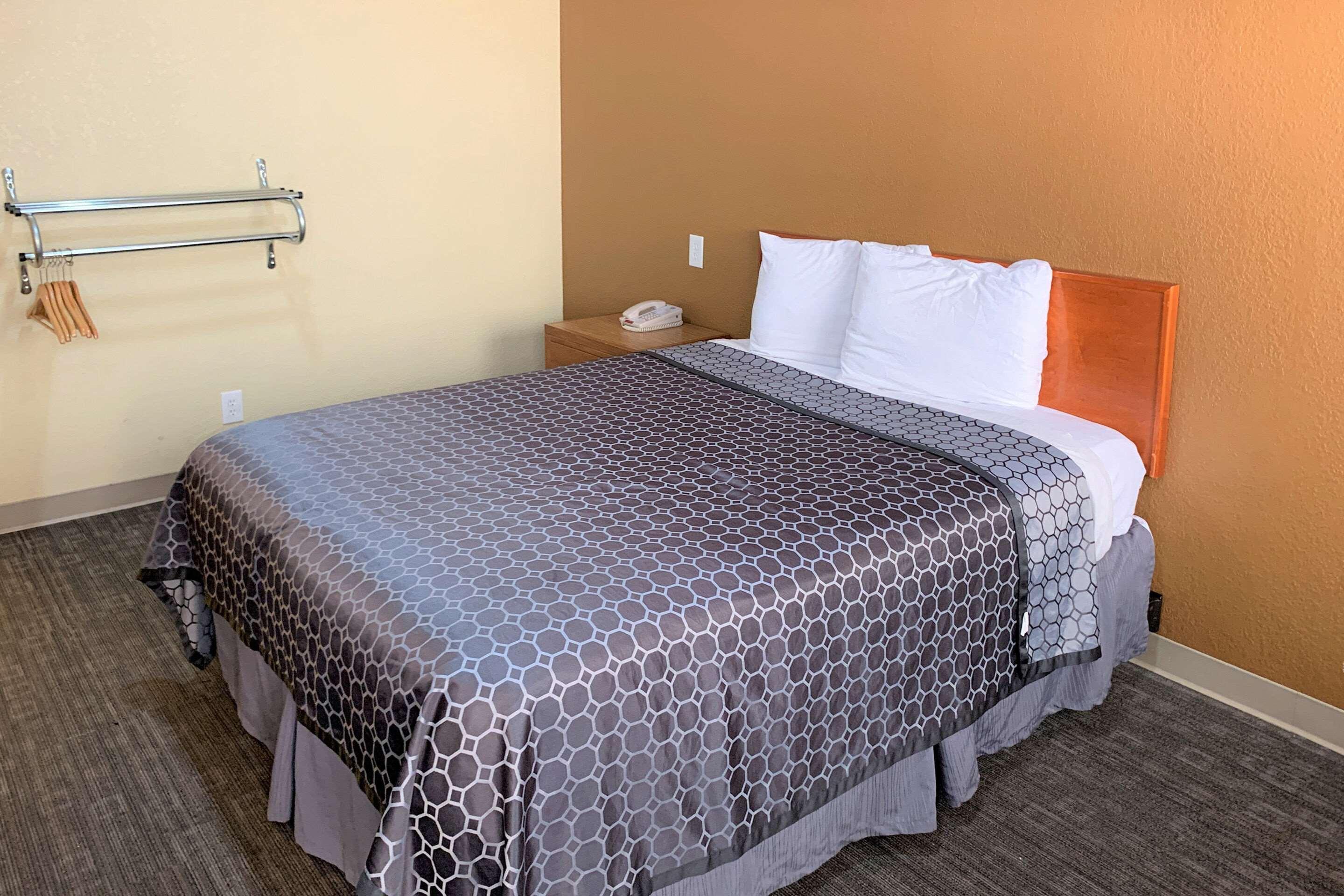 Rodeway Inn Sacramento-University Area — photo 5