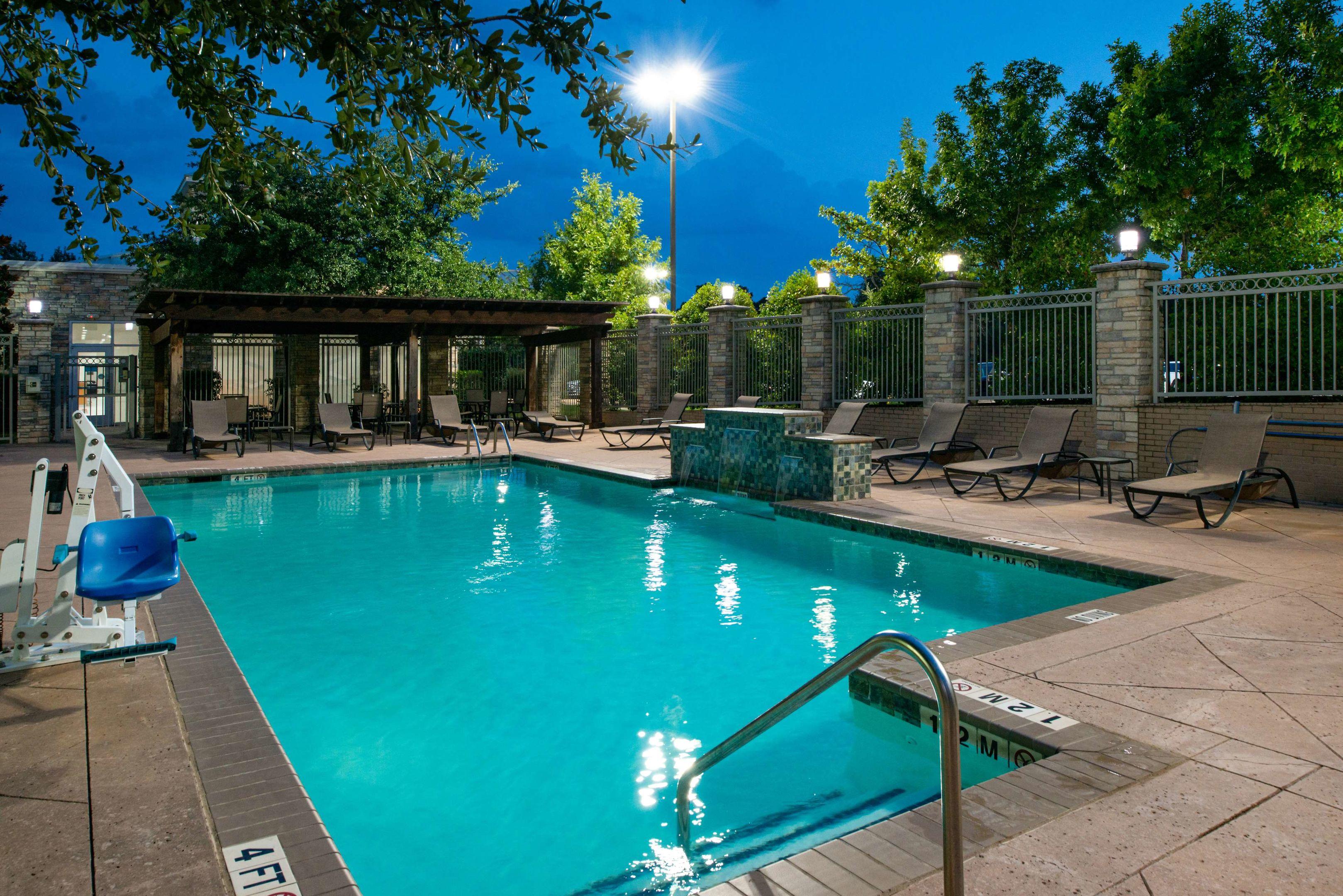 Hilton Garden Inn Denton — photo 4