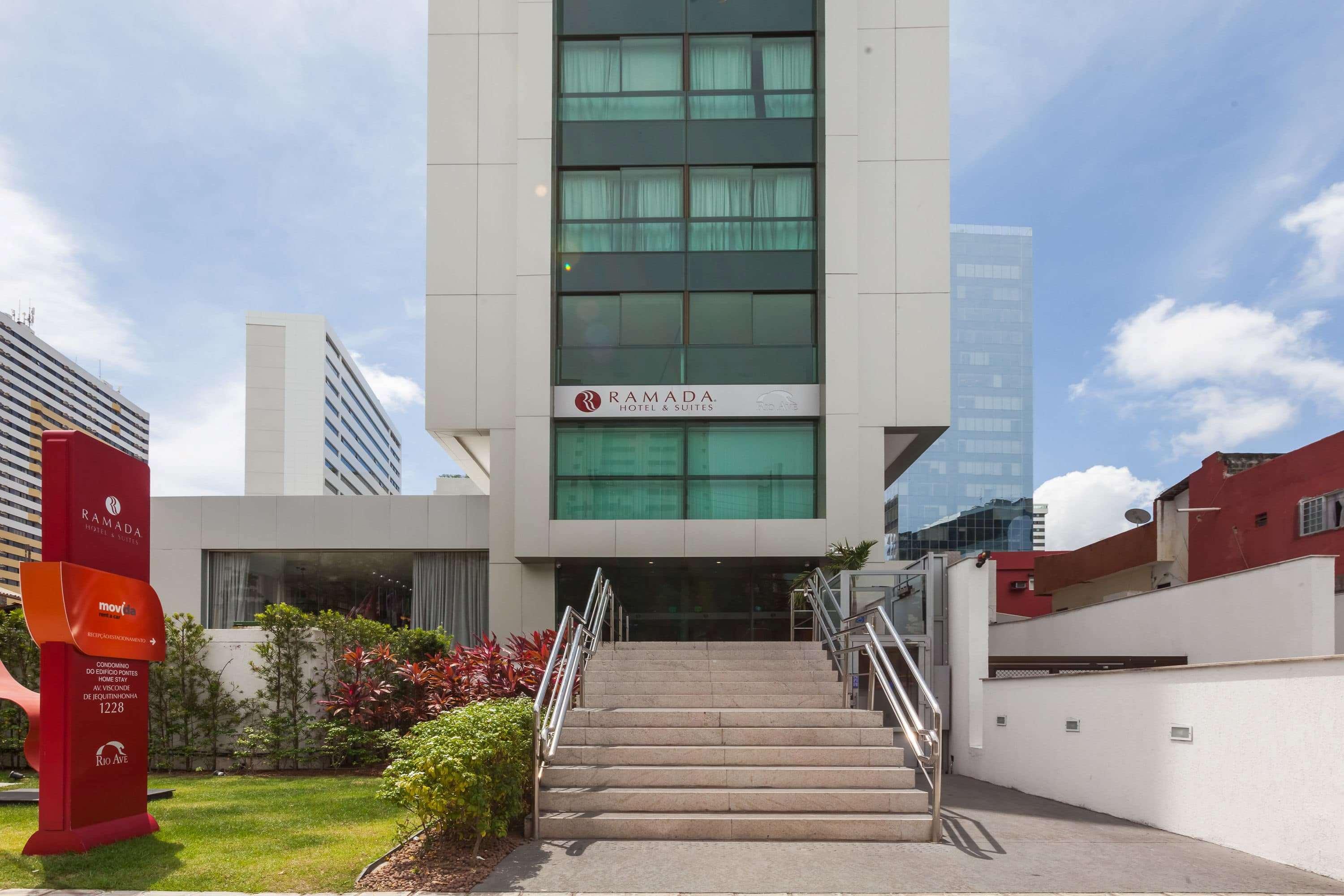 Ramada by Wyndham Recife Boa Viagem Hotel & Suites