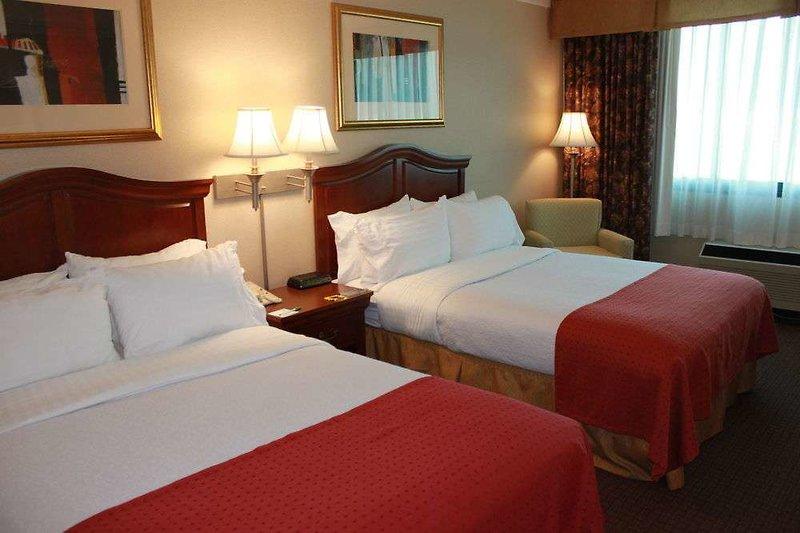 Days Inn Warren — photo 5