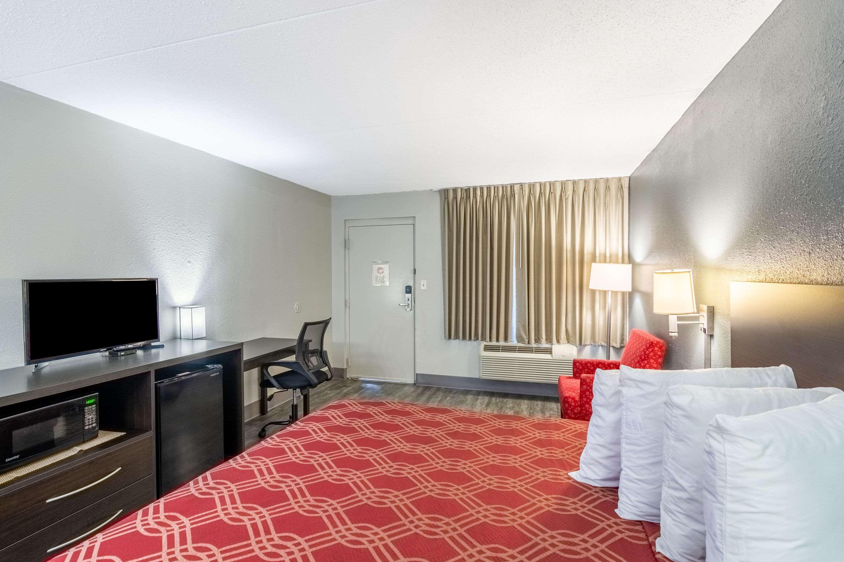 Econo Lodge — photo 4