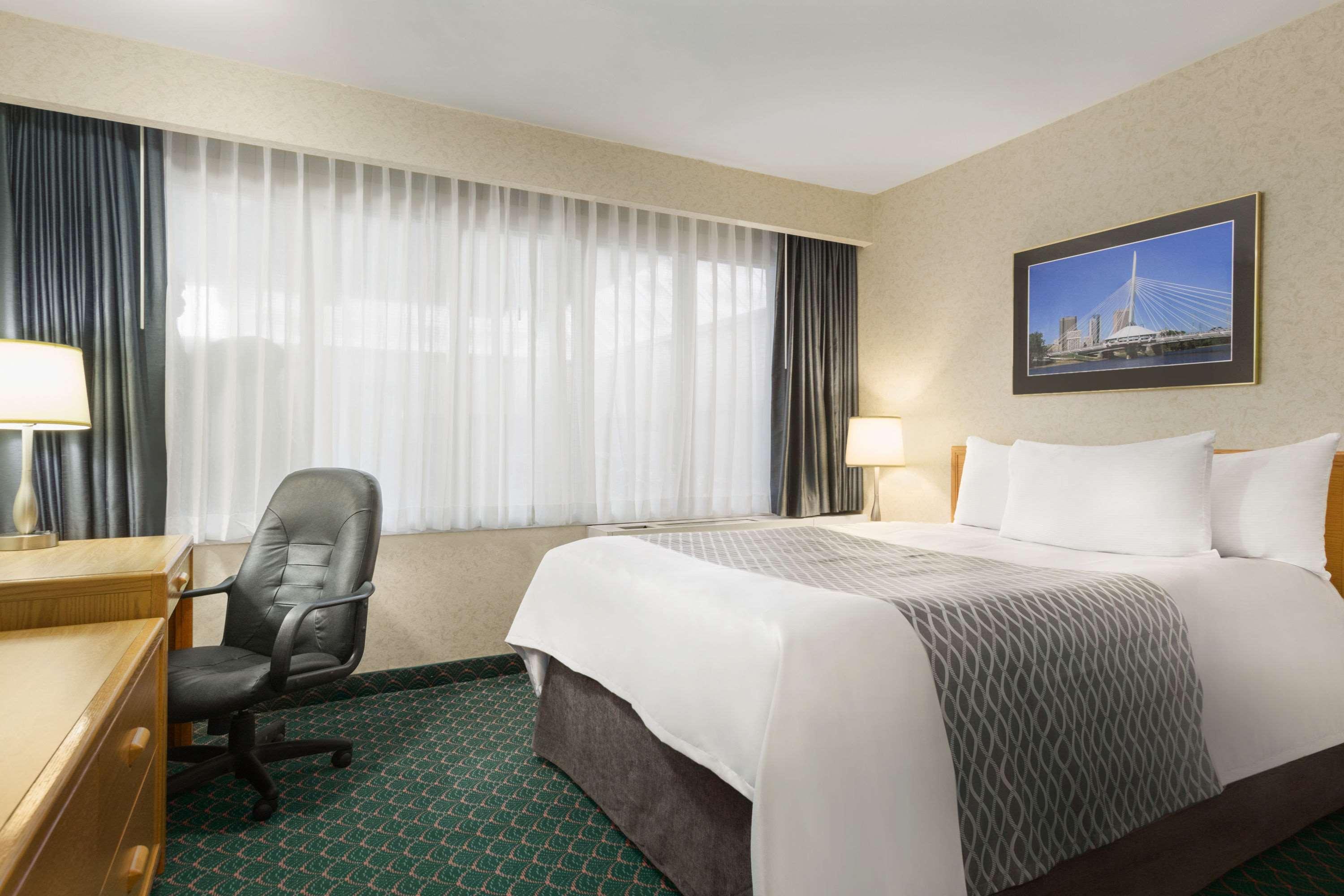 Travelodge Winnipeg East — photo 4