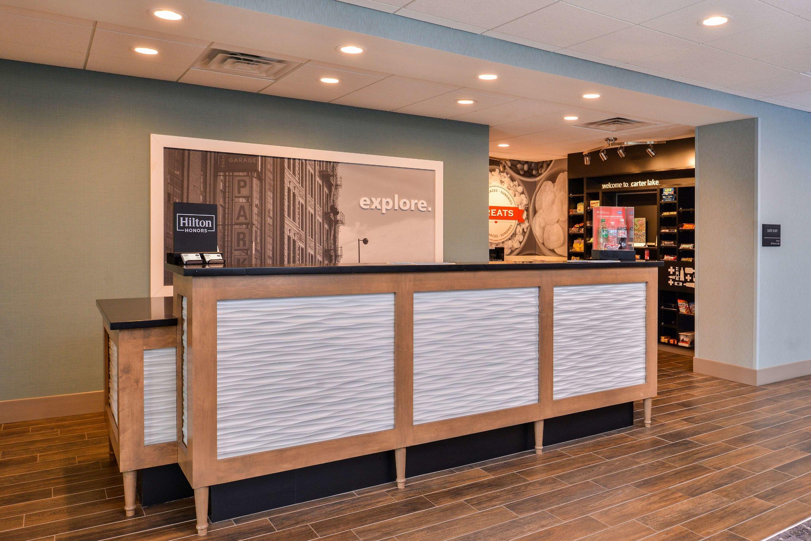 Hampton Inn Omaha Airport — photo 4