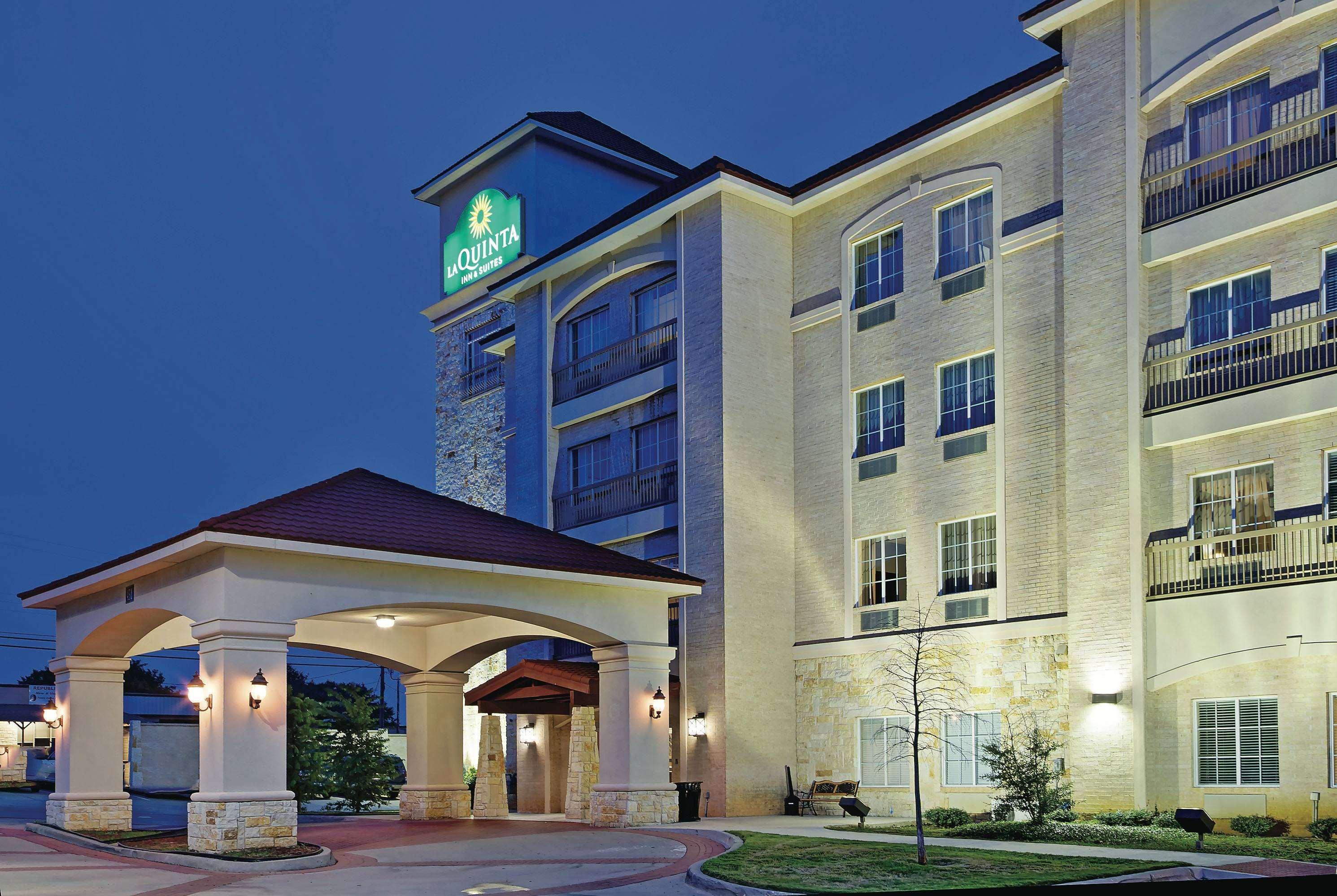 La Quinta Inn & Suites DFW Airport West-Euless — photo 5