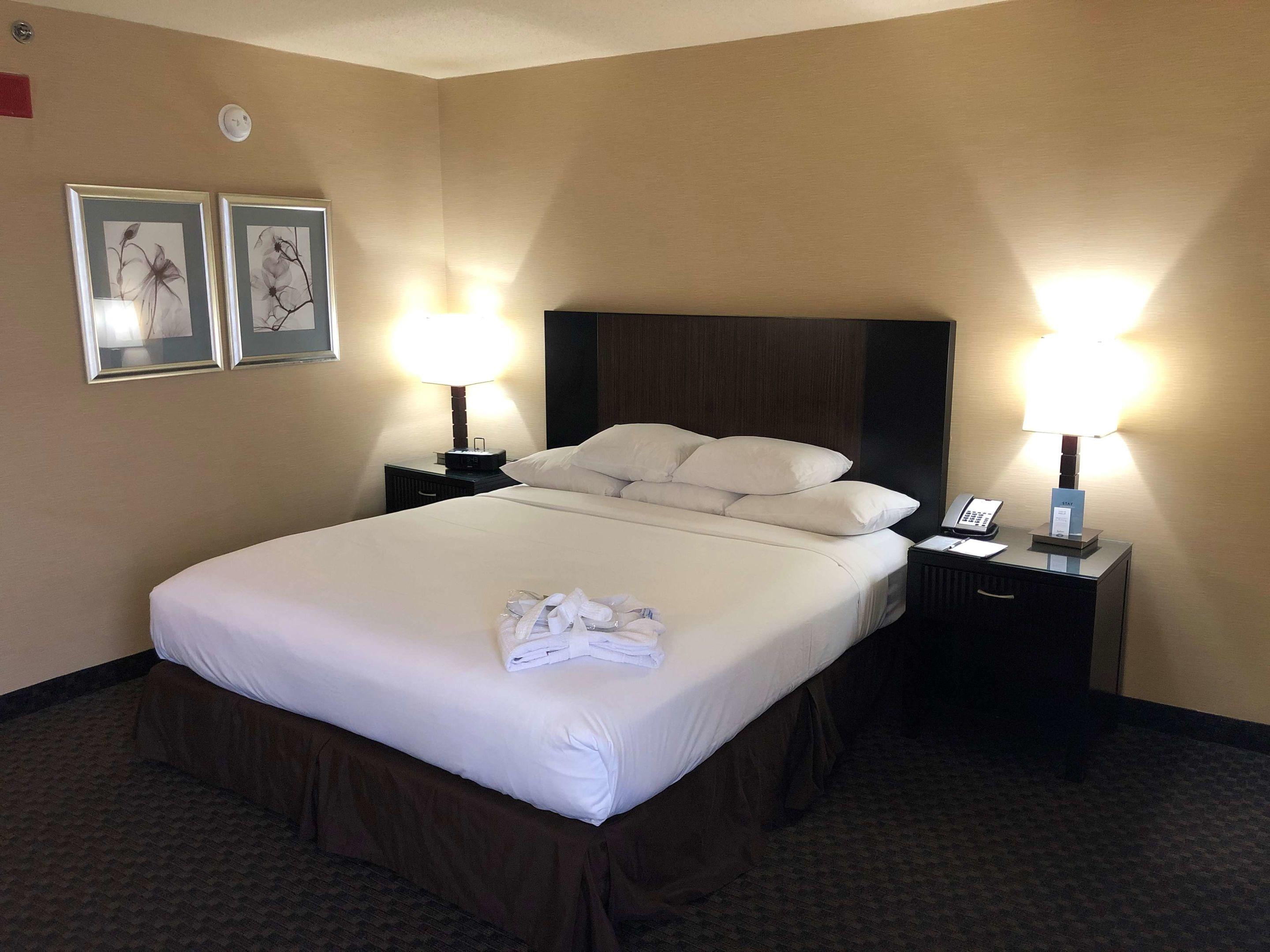 Radisson Hotel JFK Airport — photo 5