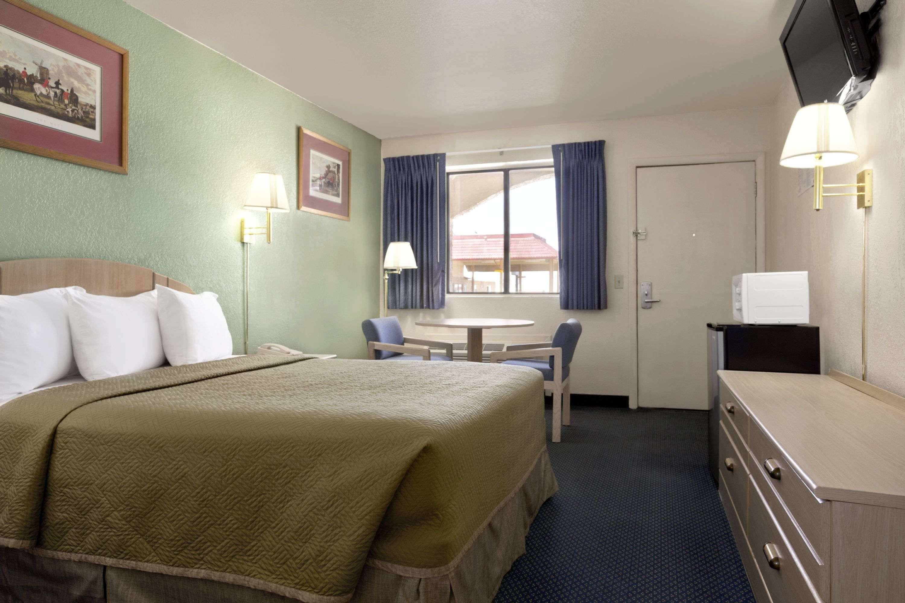 Travelodge Holbrook — photo 5