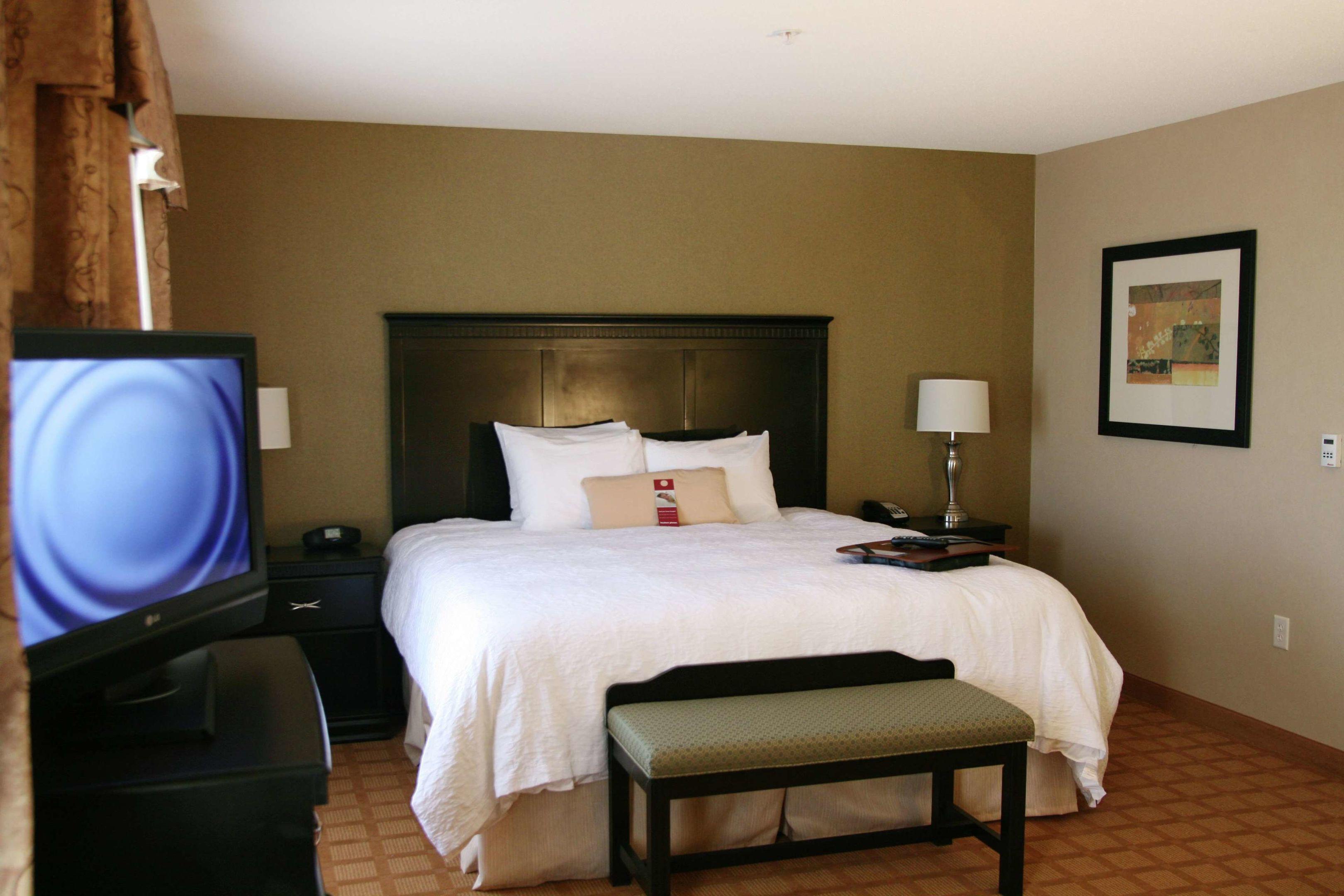 Hampton Inn & Suites Chicago/St. Charles — photo 5