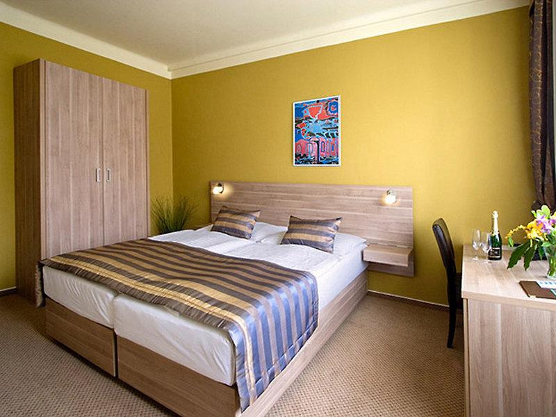Hotel Meda Art Of Museum Kampa — photo 5