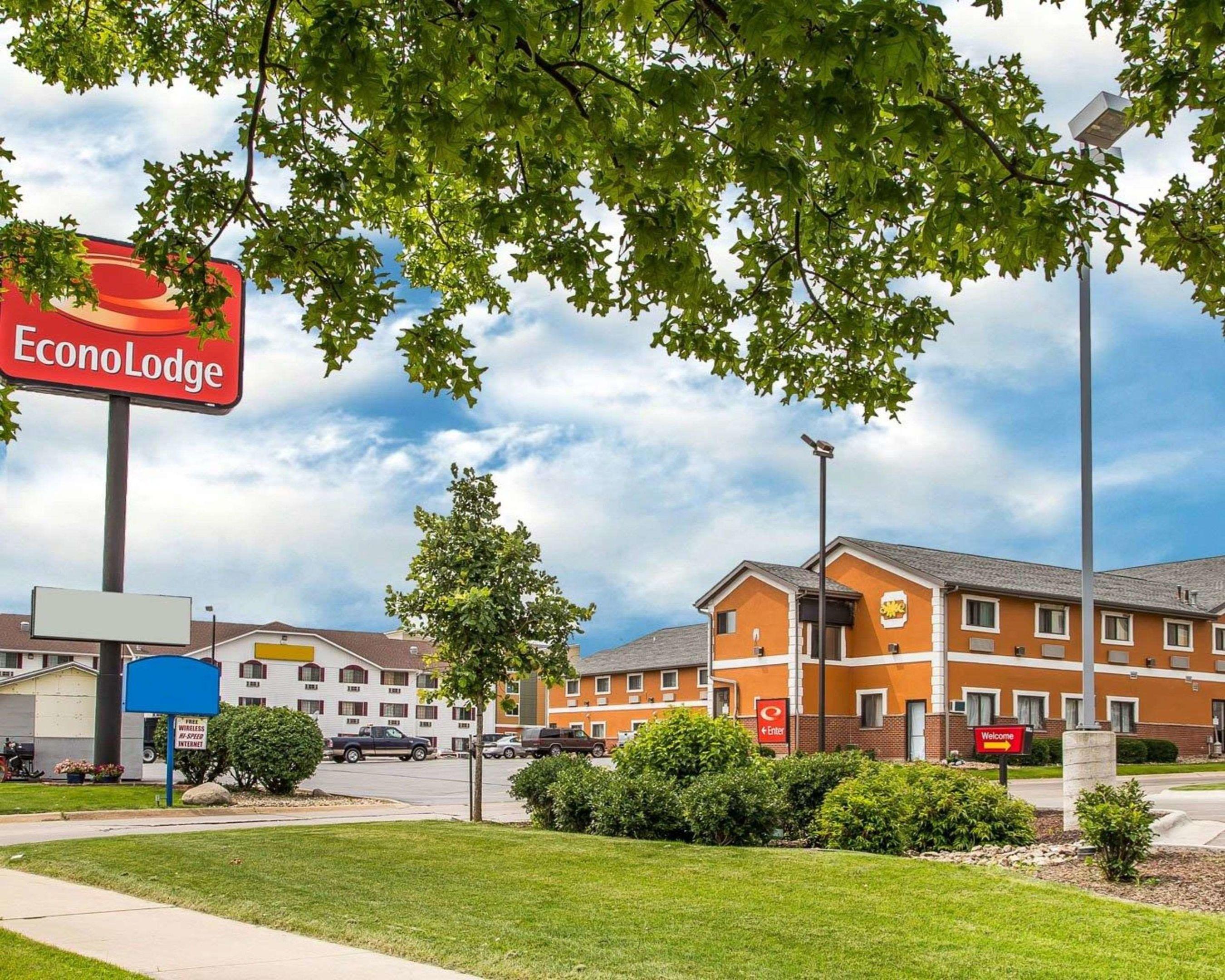 Econo Lodge Cedar Rapids — photo 3