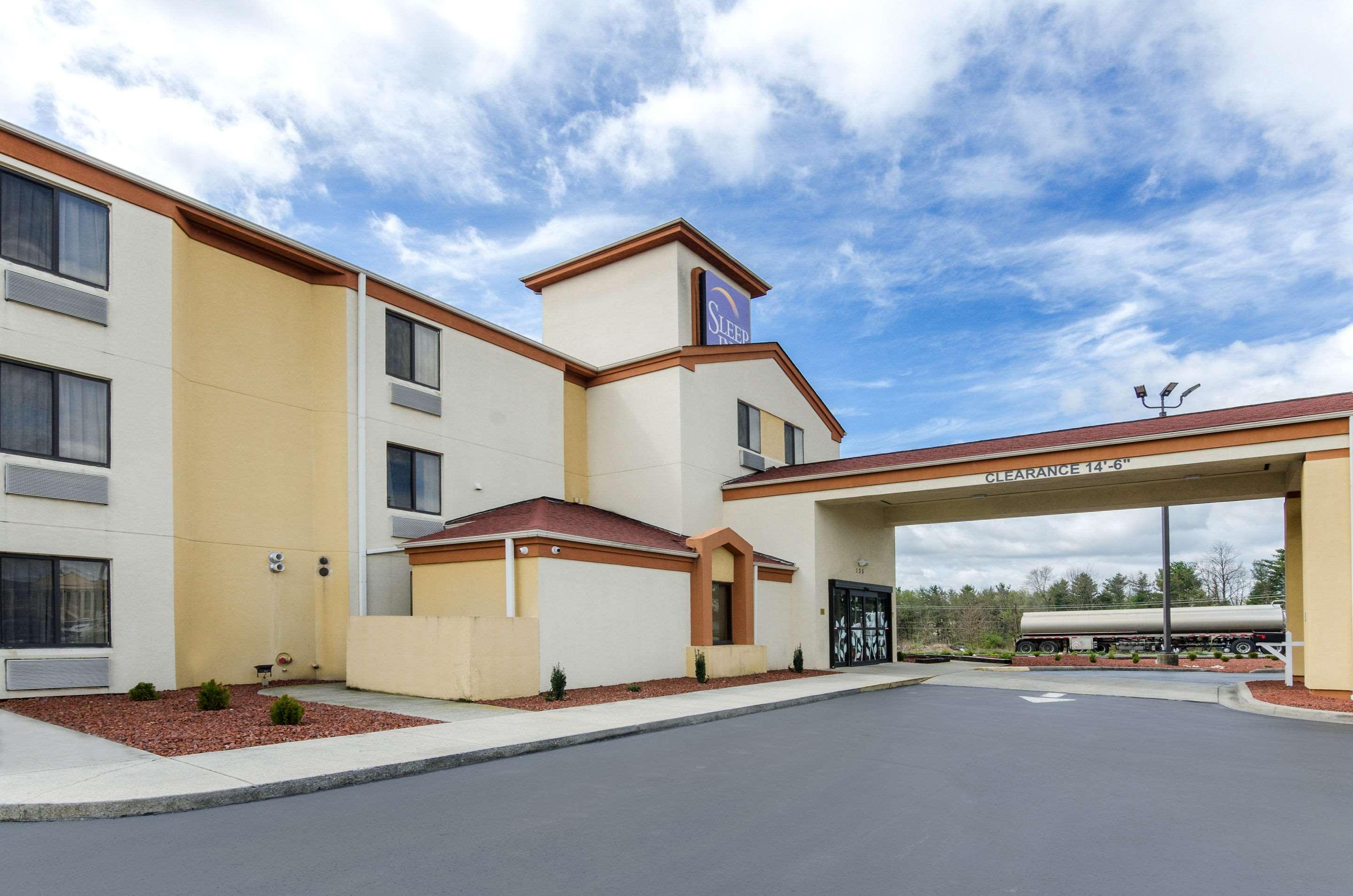 Sleep Inn Wytheville — photo 4
