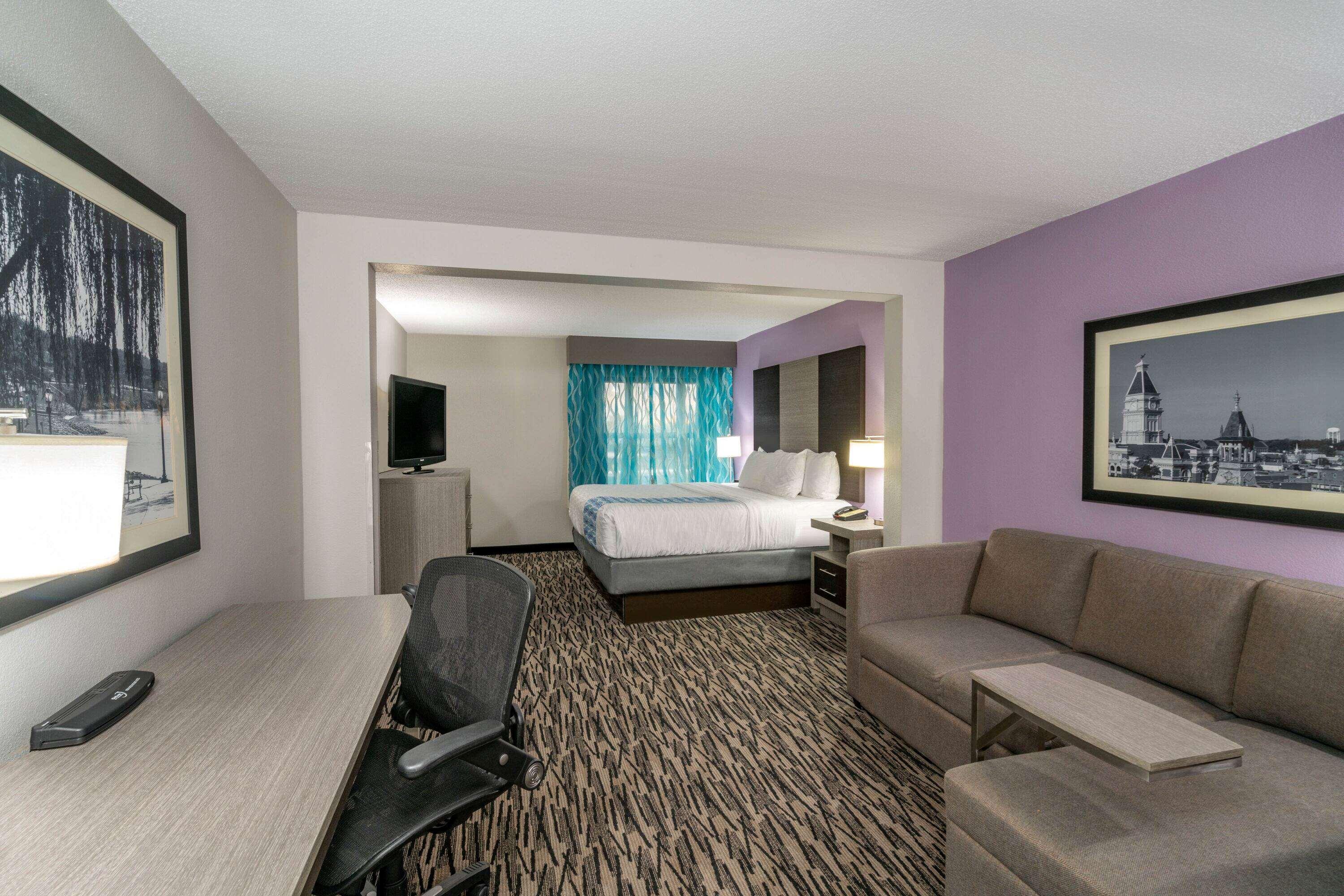 La Quinta Inn & Suites Clarksville — photo 5