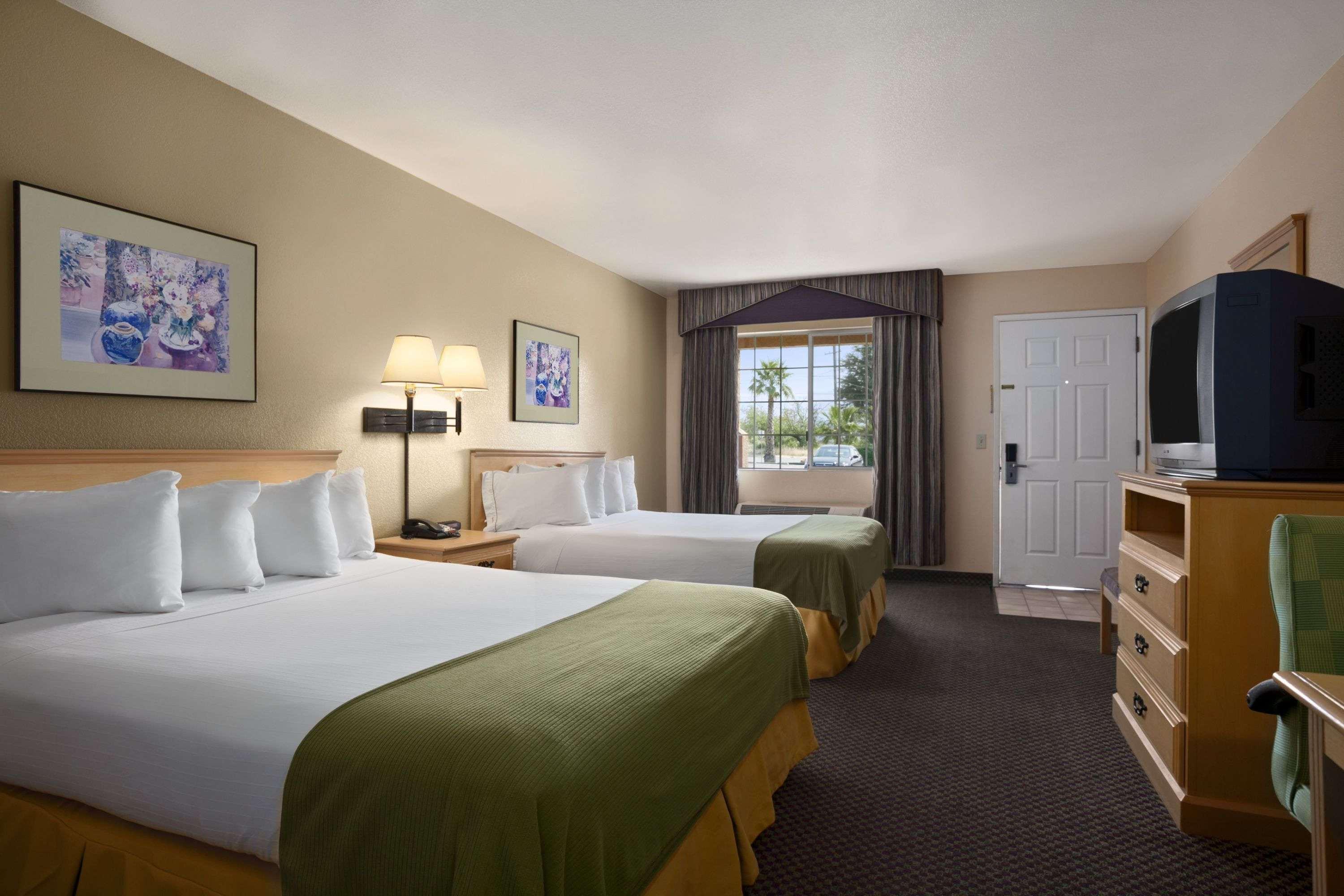 Travelodge Ukiah — photo 3