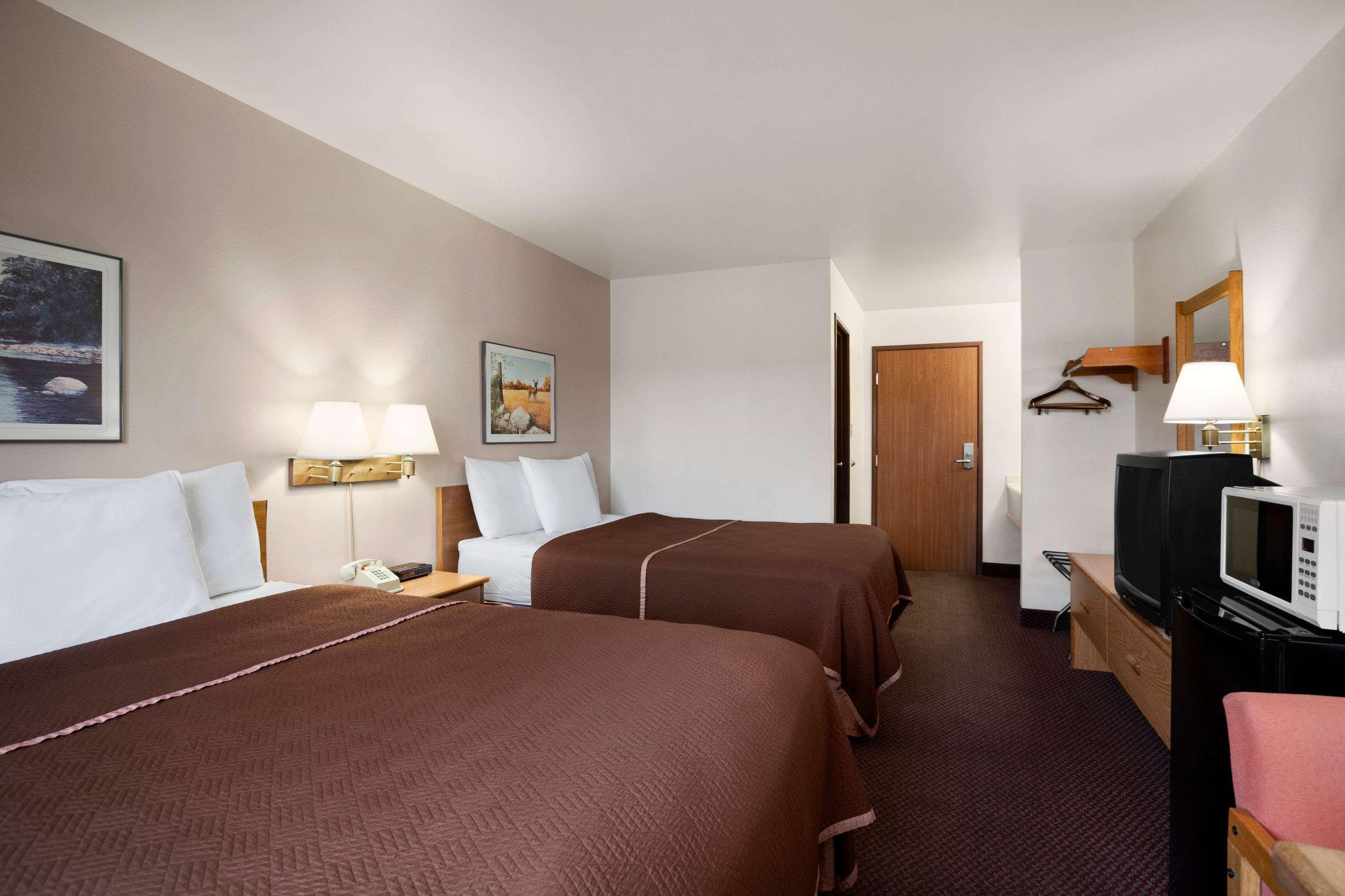 Elko NV Travelodge — photo 5