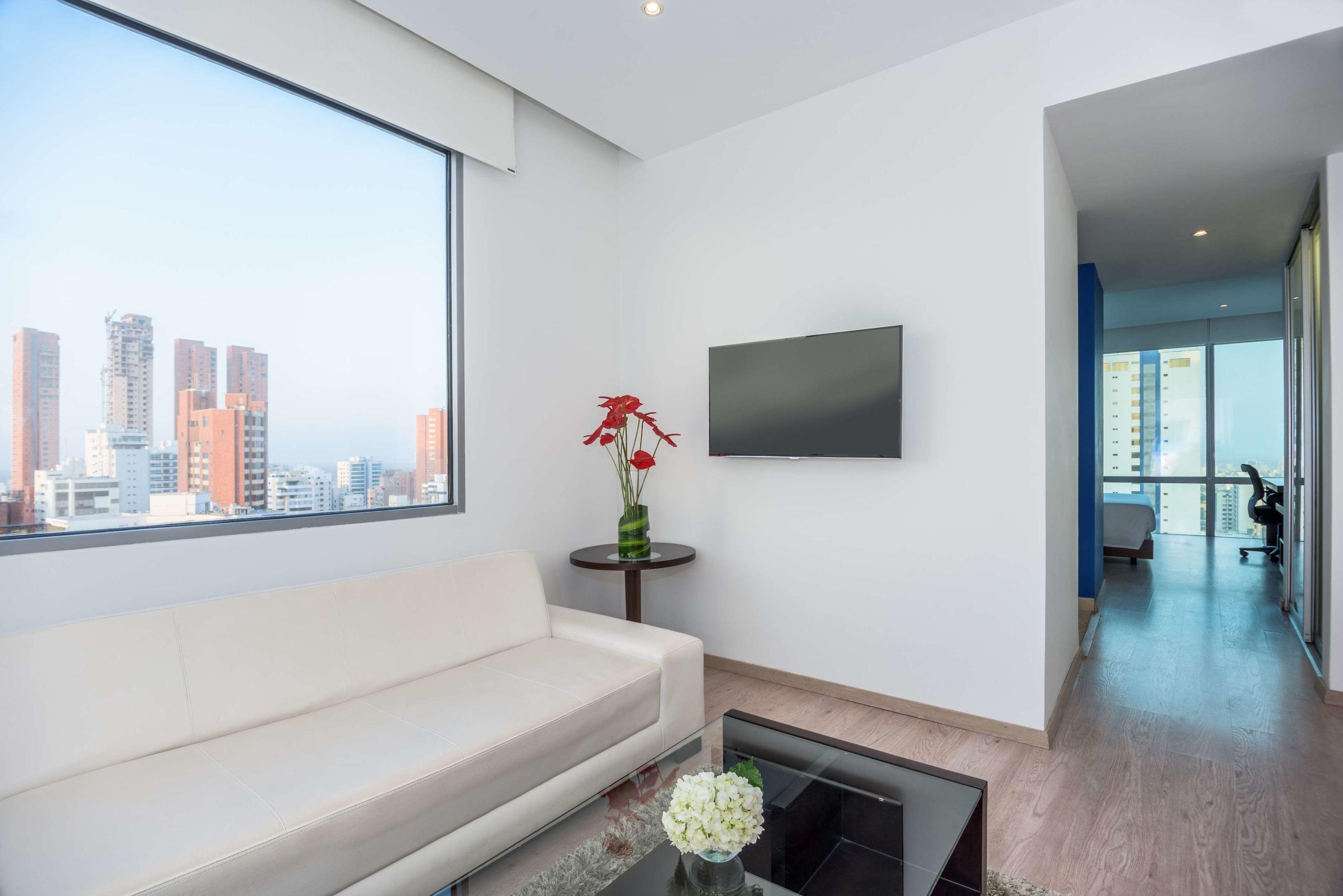NH Collection Barranquilla Smartsuites Royal — photo 4